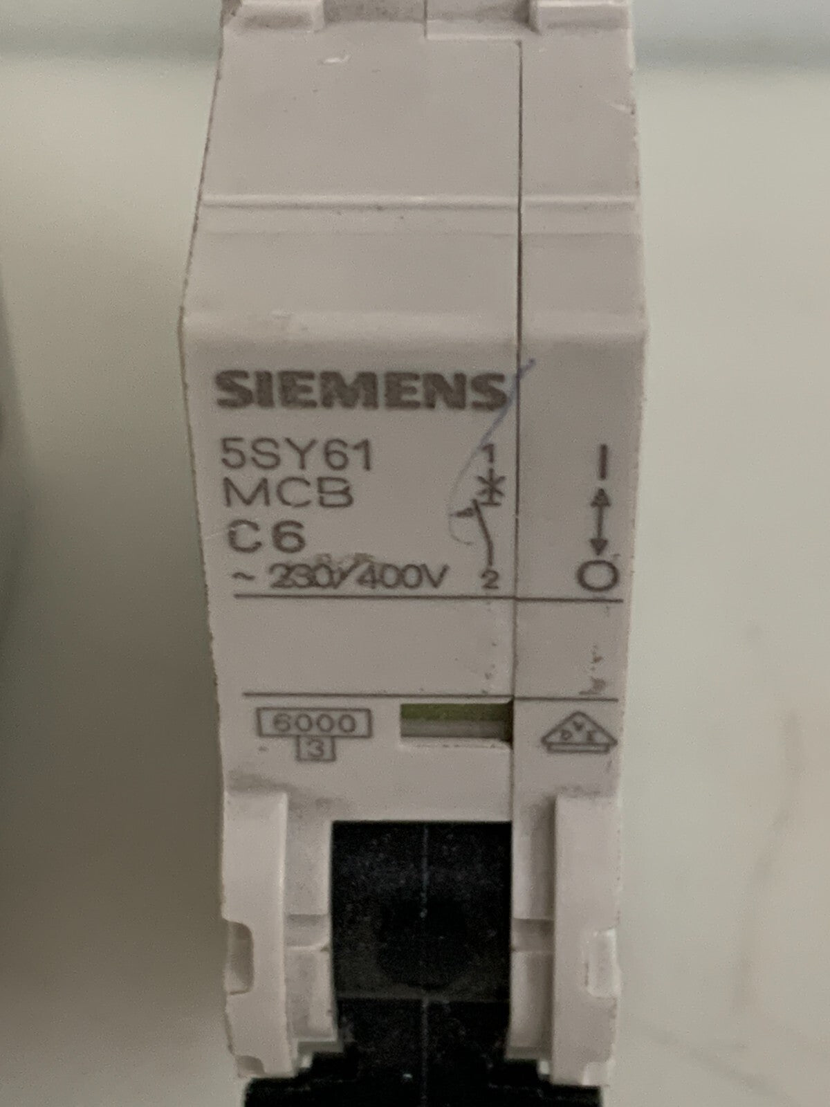 SIEMENS CIRCUIT BREAKER 2X5SY41MCBA4 1X5SY61MCBC6  MIX LOT OF 3