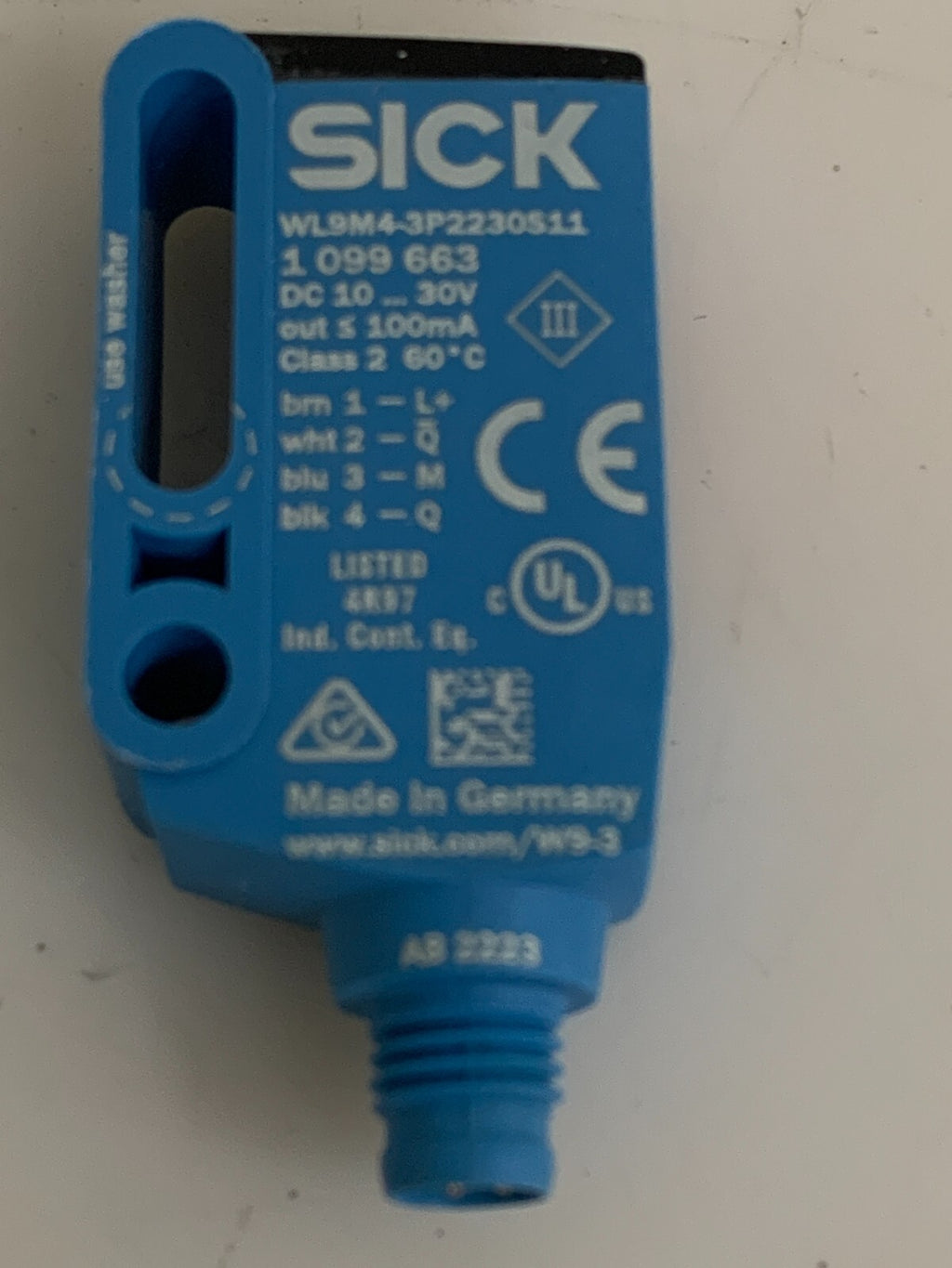 SICK PHOTOELECTRIC RETRO REFLECTIVE SENSOR WL9M4-3P2230S11