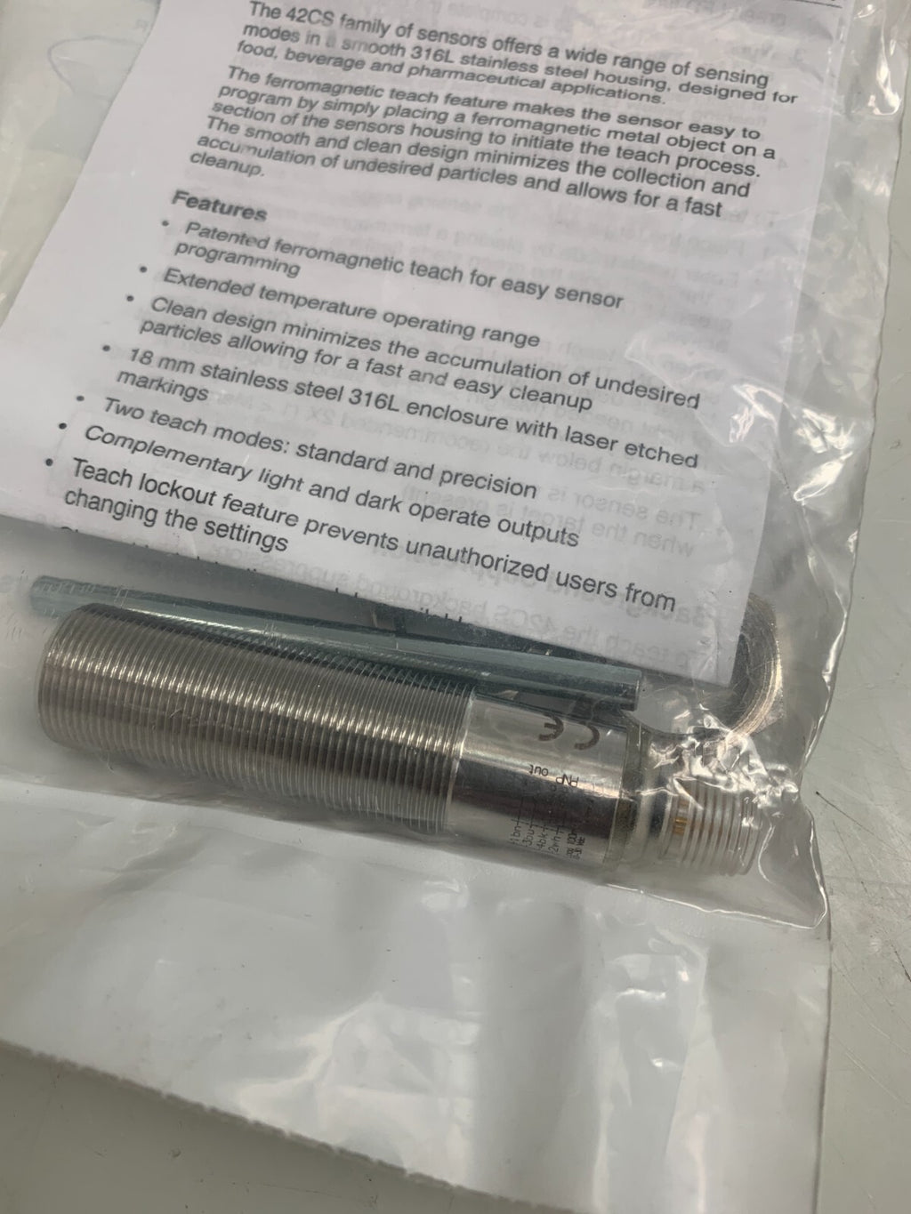 ALLEN BRADLEY  Suppression Sensor   42CST-B2MPA1-D4  A