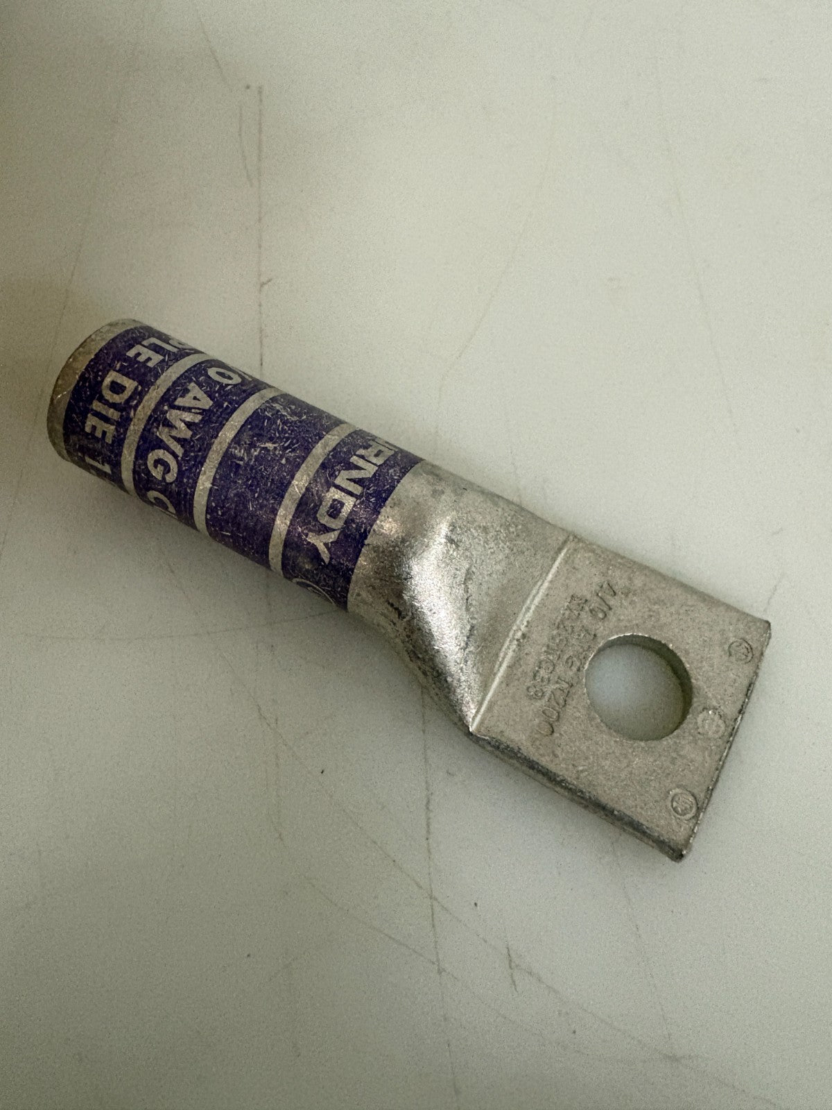 BURNDY HYLUG COMPRESSION LUG YA28TC38  50 IN BOX1