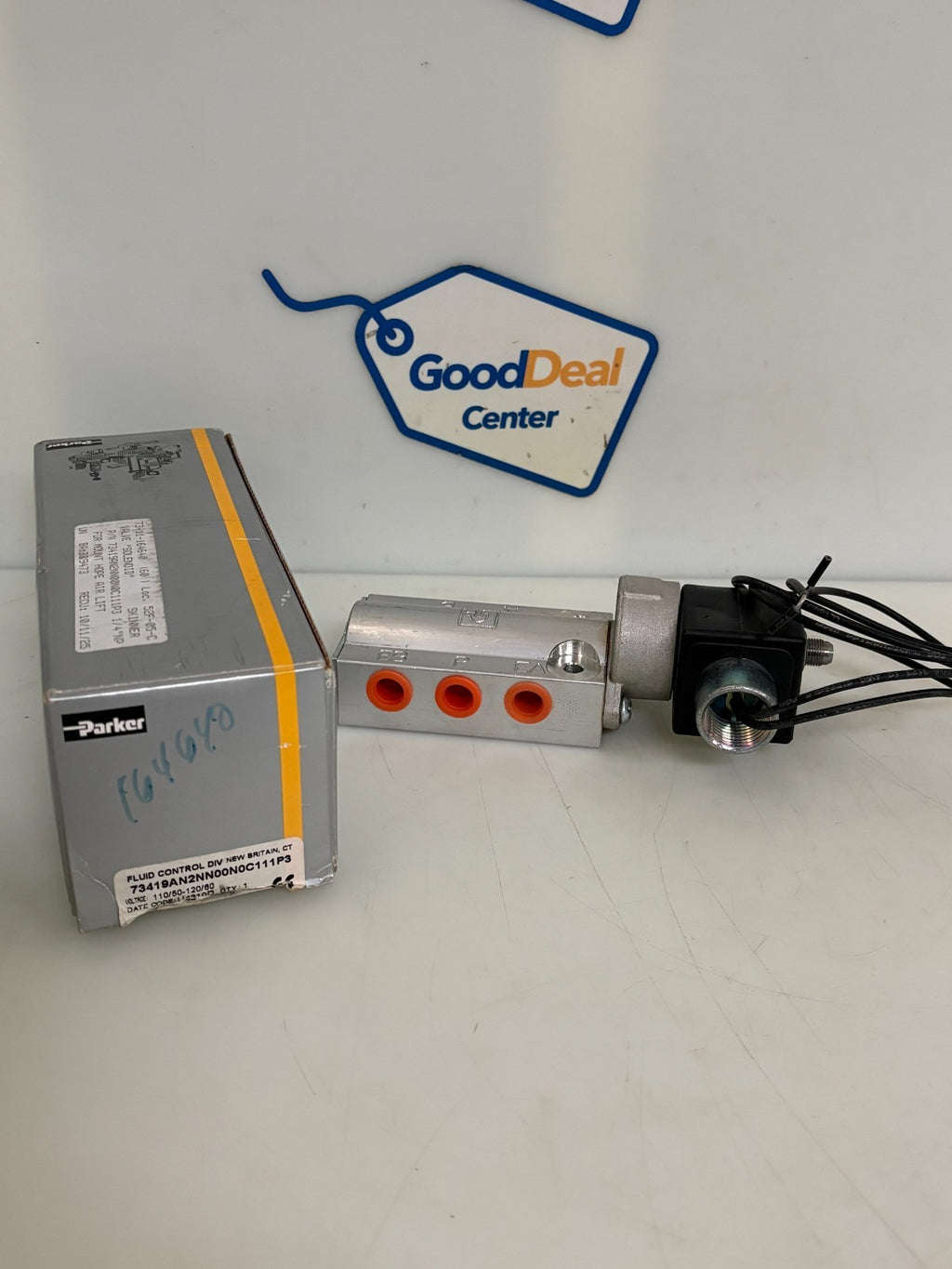 PARKER PILOT OPERATED VALVE 73419AN2NN00N0C111P30