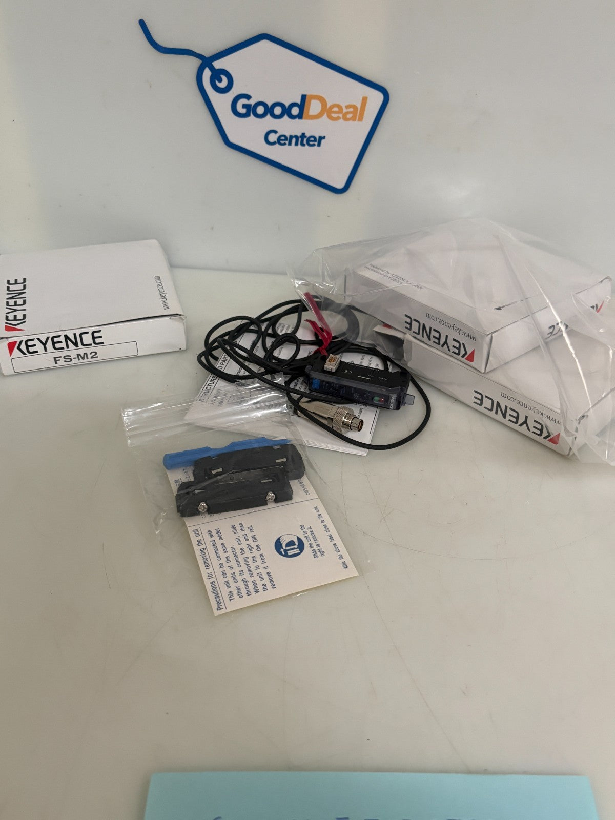 LOT OF 3 KEYENCE FIBER OPTIC SENSOR FS-M24