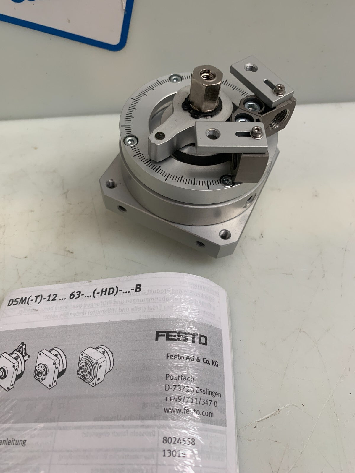 FESTO DSM-16-270-CC-FW-A-B  Semi Rotary Drive  547577  (NEW)