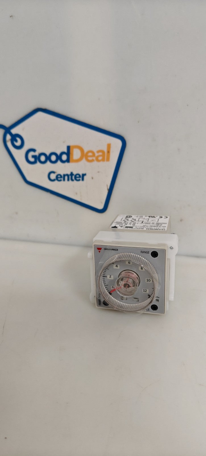 CARLO GAVAZZI MULTIFUNCTION TIMER VOLTAGE FAA08DW240