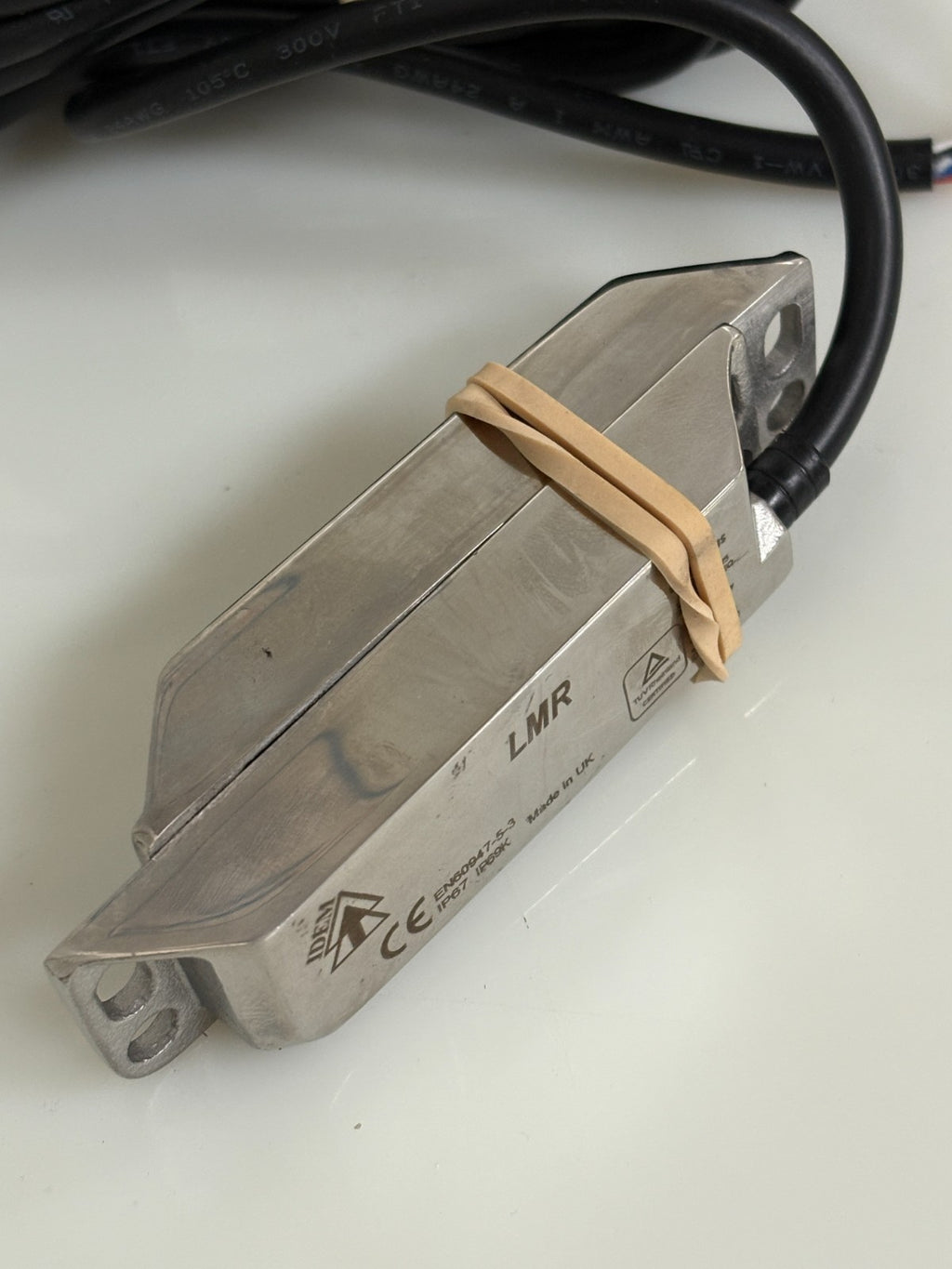IDEM LMR PROXIMITY SAFETY SWITCH 133010