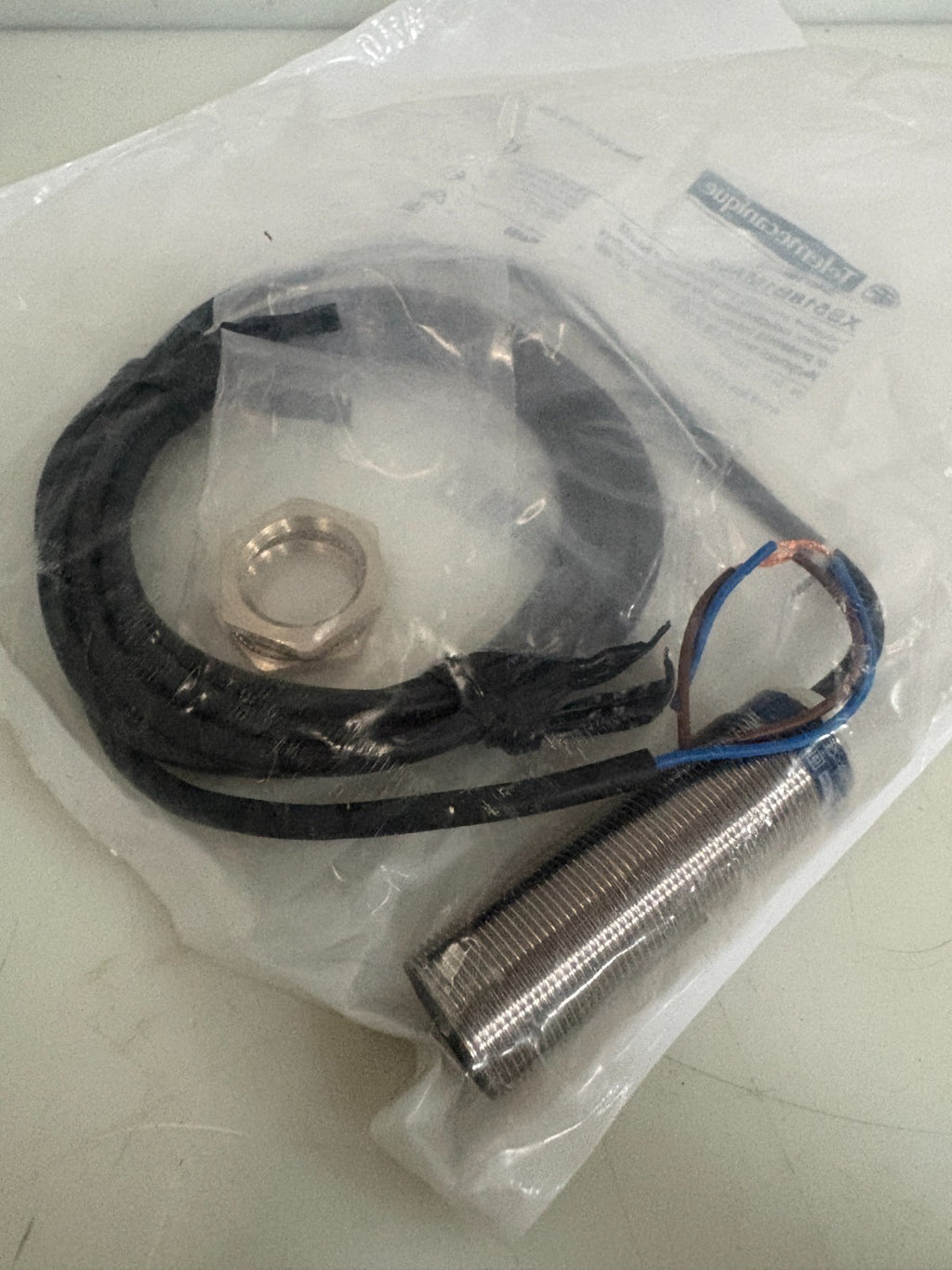 TELEMECANIQUE INDUCTIVE PROXIMITY SWITCH SENSOR XS518B1MAL22