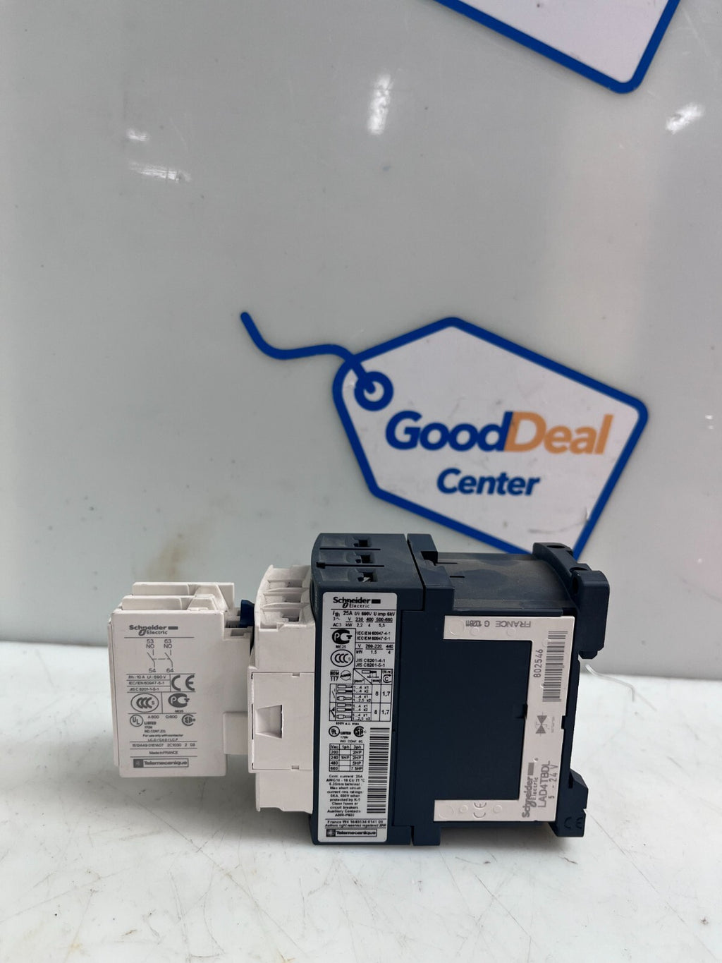SCHNEIDER ELECTRIC LAD4TBDL Magnetic Contactor w/LADN20 & w/LC1D09BD1