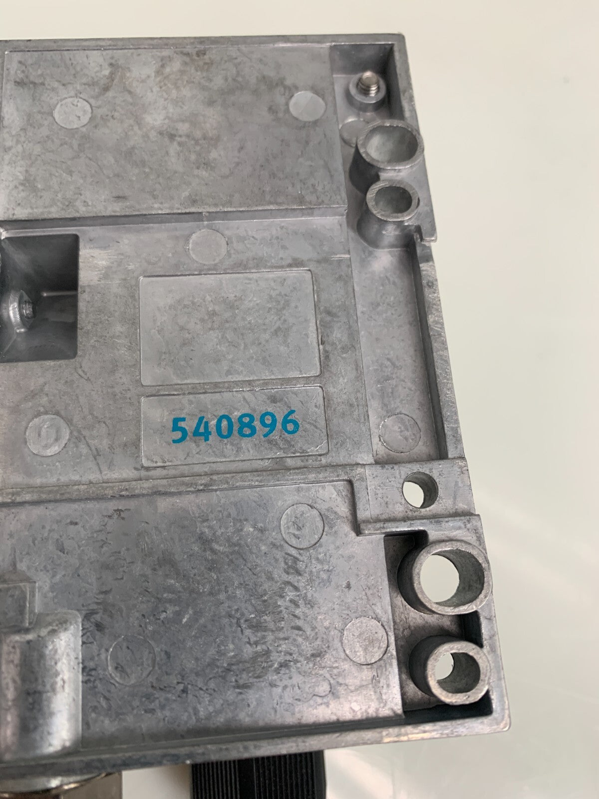FESTO  Manifold Unit   (Details in description)5