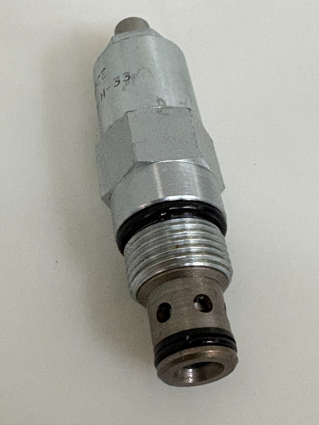 LOT OF 2 HYDRA FORCE HYDRAULIC RELIEF VALVE RV10-20A-0-N-33