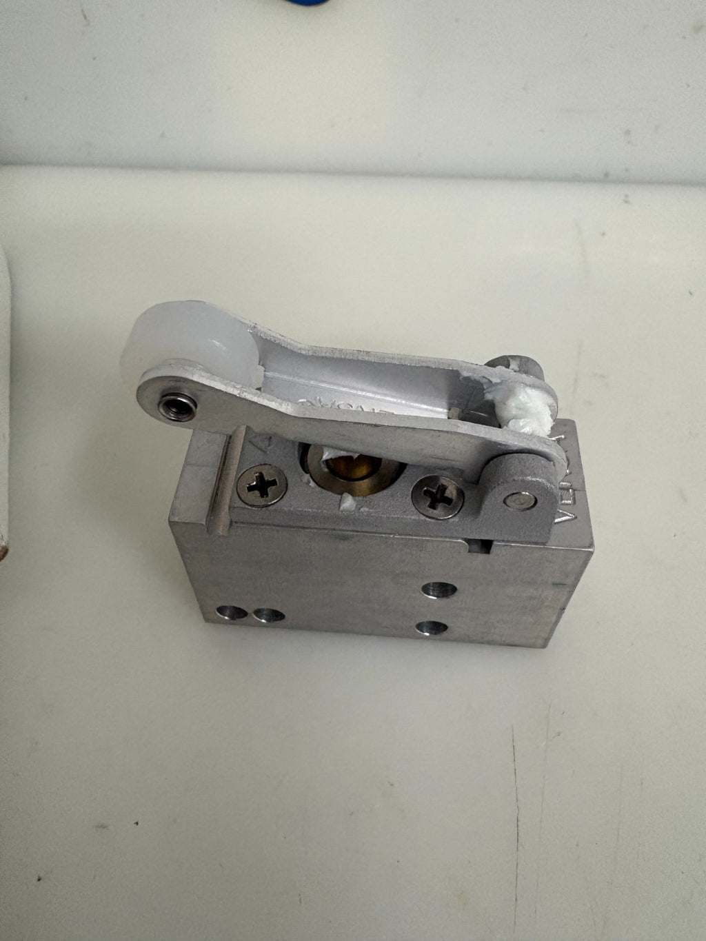 VERSA DIRECTIONAL CONTROL VALVE LSC-3200-LL41