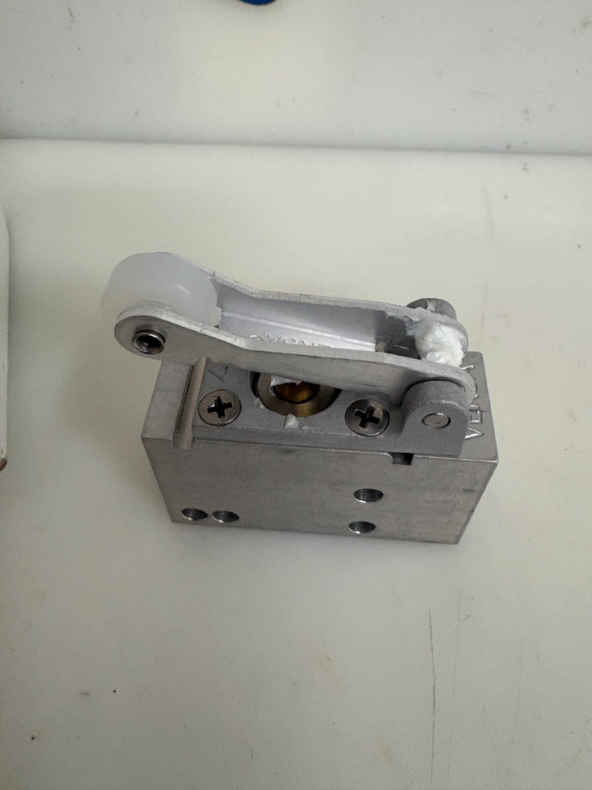 VERSA DIRECTIONAL CONTROL VALVE LSC-3200-LL41