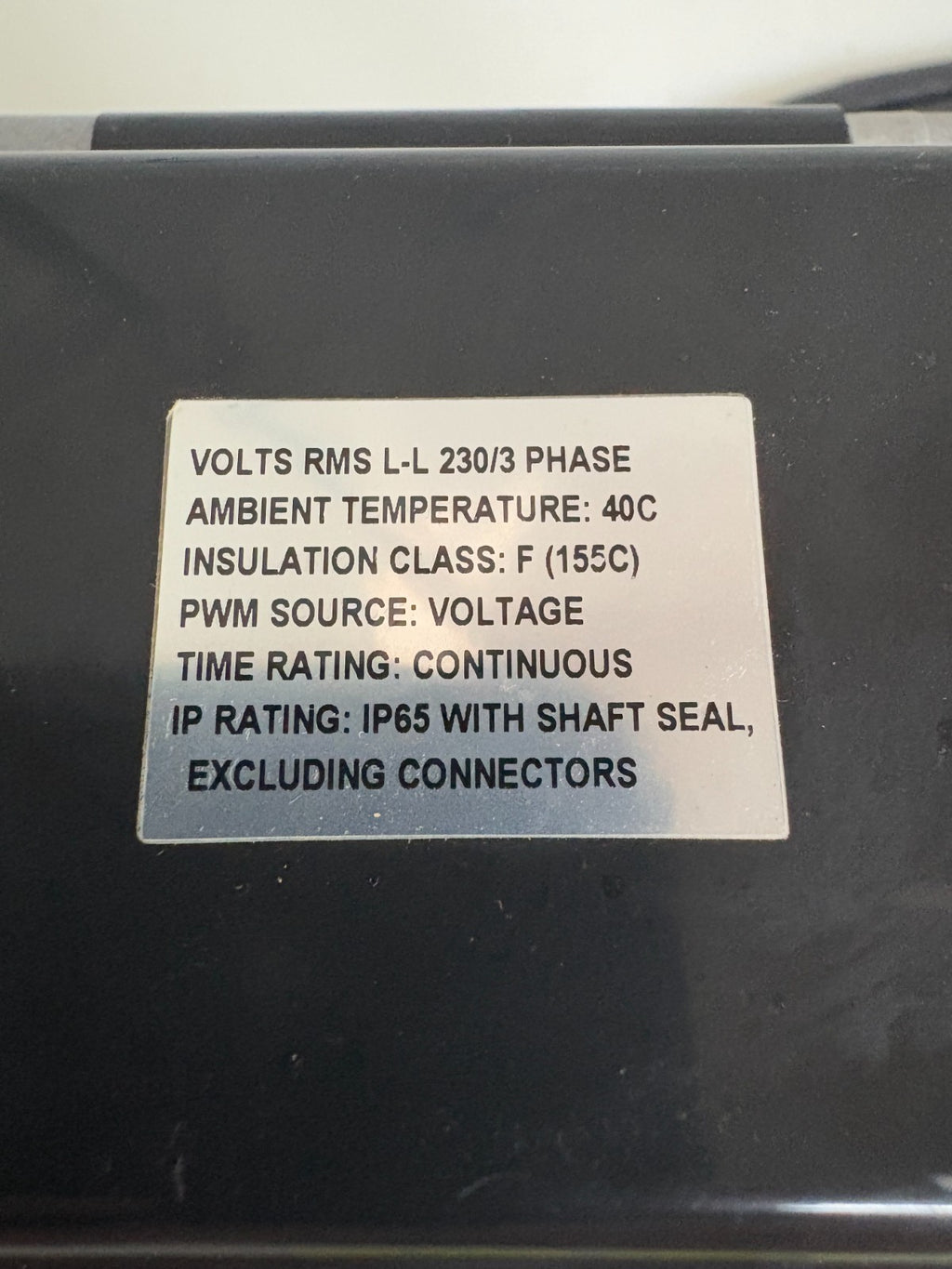 ALLEN BRADLEY INVERTER DUTY AC SERVO MOTOR CAT # TLY-A2530P-HJ62AN4
