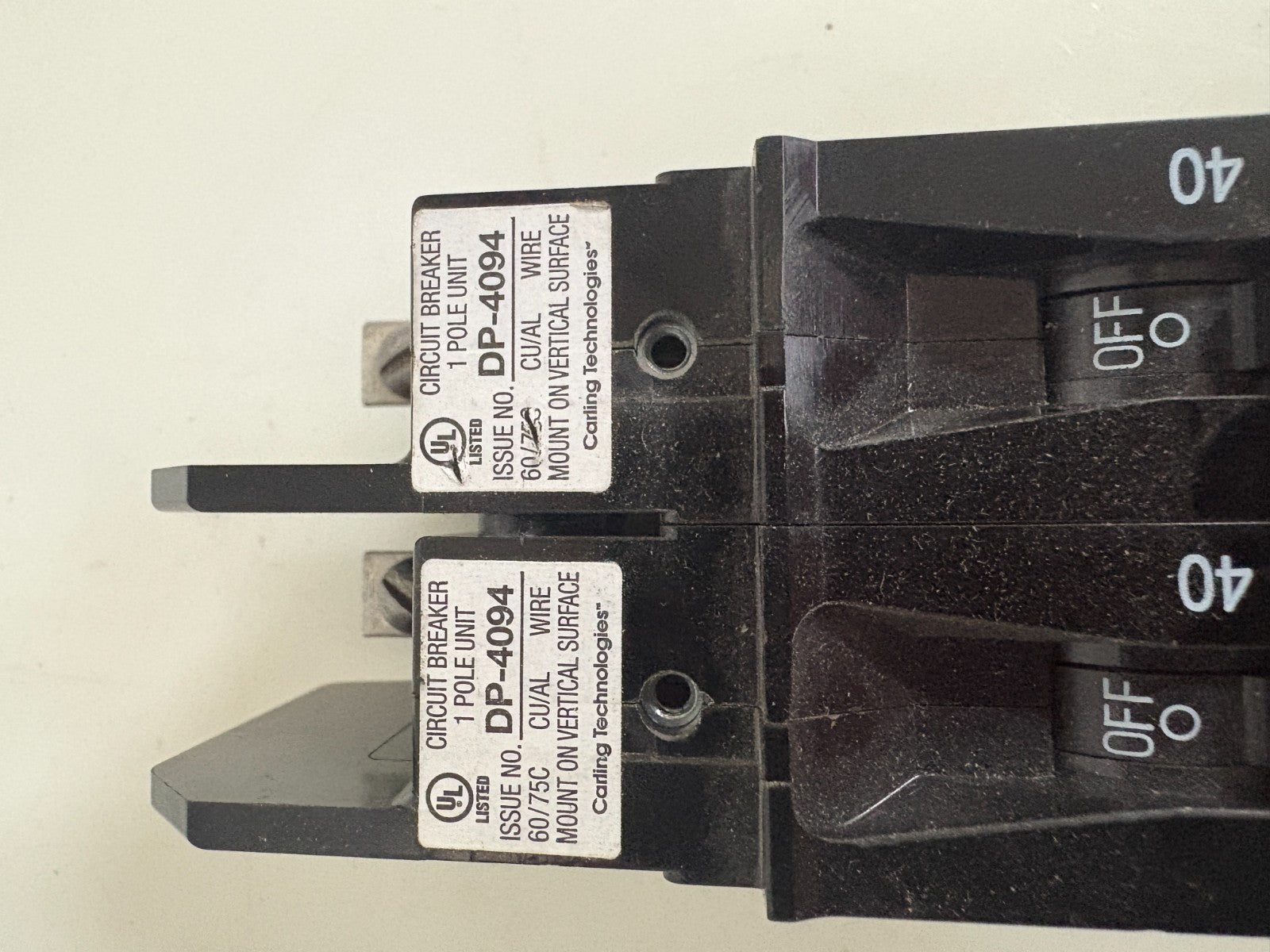 CARLING TECHNOLOGIES 40 AMP BREAKER EA2-B0-26-640-42E-DC DOUBLE BREAKER