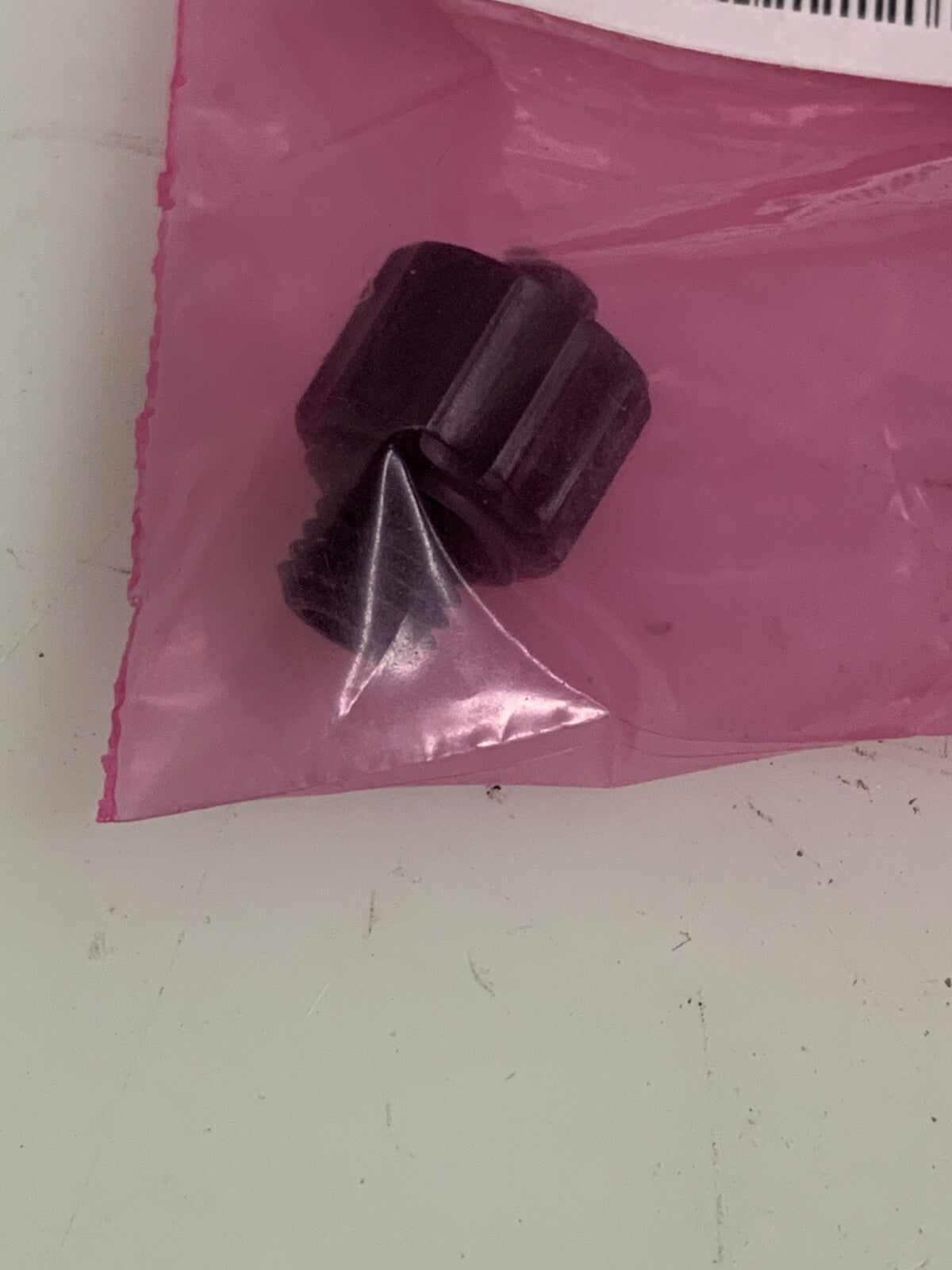 LOT OF 2 NORDSON EFD POLYPRO TIP ADAPTER 70148361