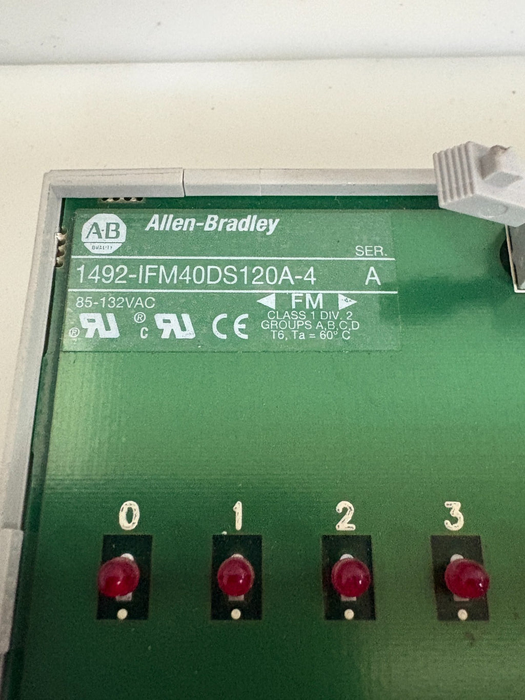 ALLEN BRADLEY 40 POINTS INTERFACE MODULE 1492-IFM40DS120A-4 A1