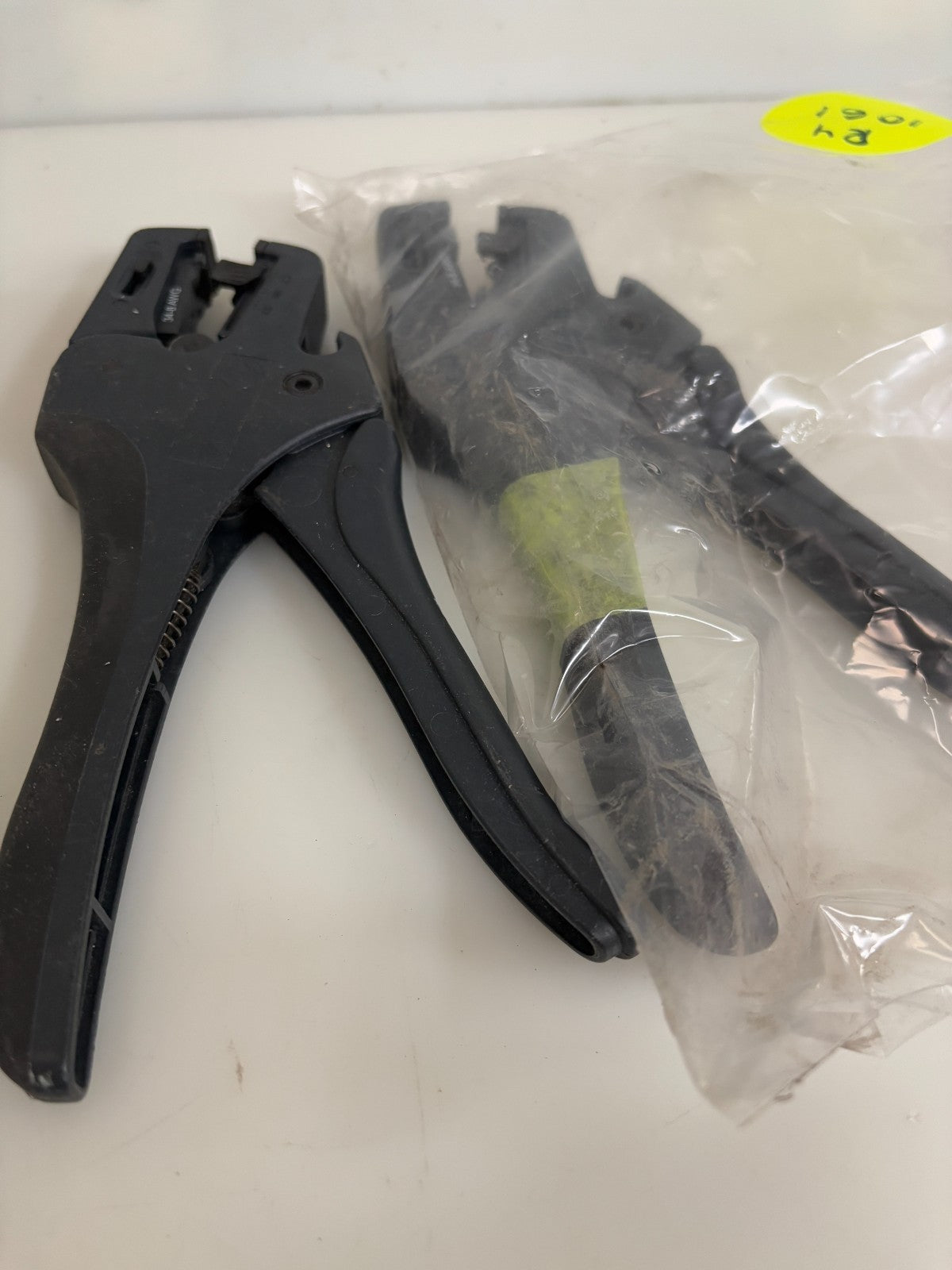 LOT OF 2  XCELITE WIRE STRIPPER SAS 3210