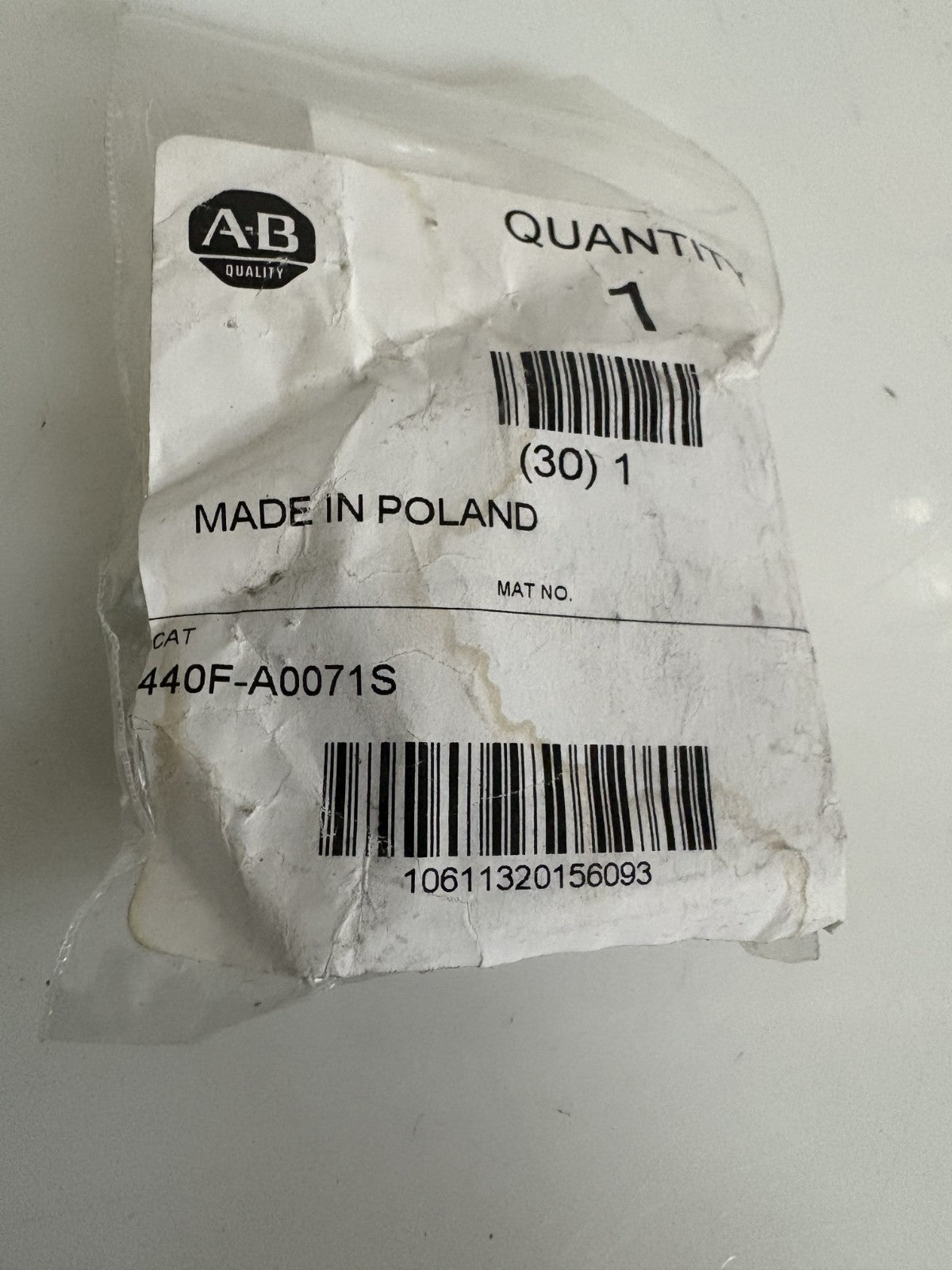 LOT OF 2 ALLEN BRADLEY LUG CONNECTOR 440F-A00 71S