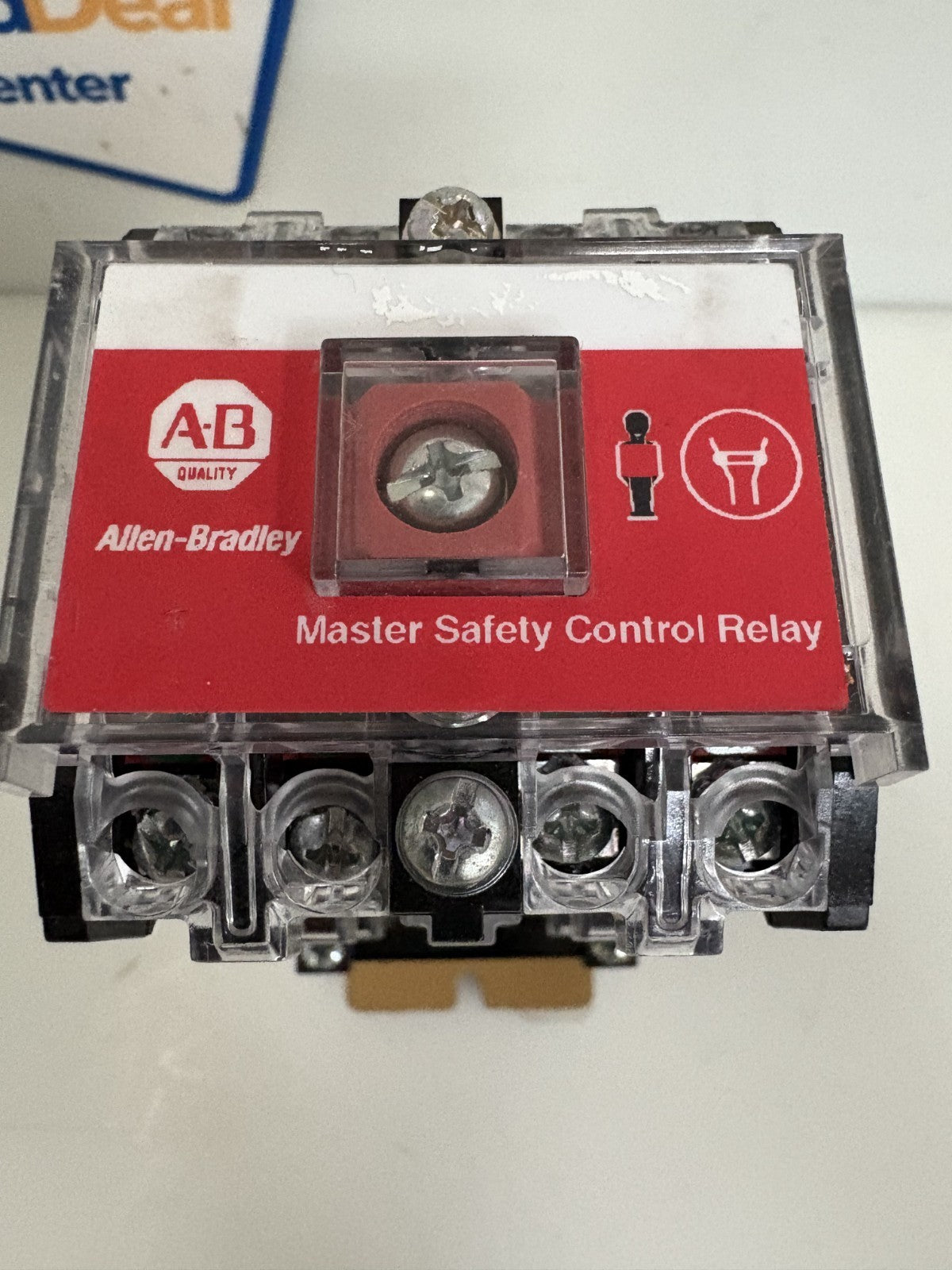 ALLEN BRADLEY MASTER SAFETY CONTROL RELAY 700S-PK102OA1 E