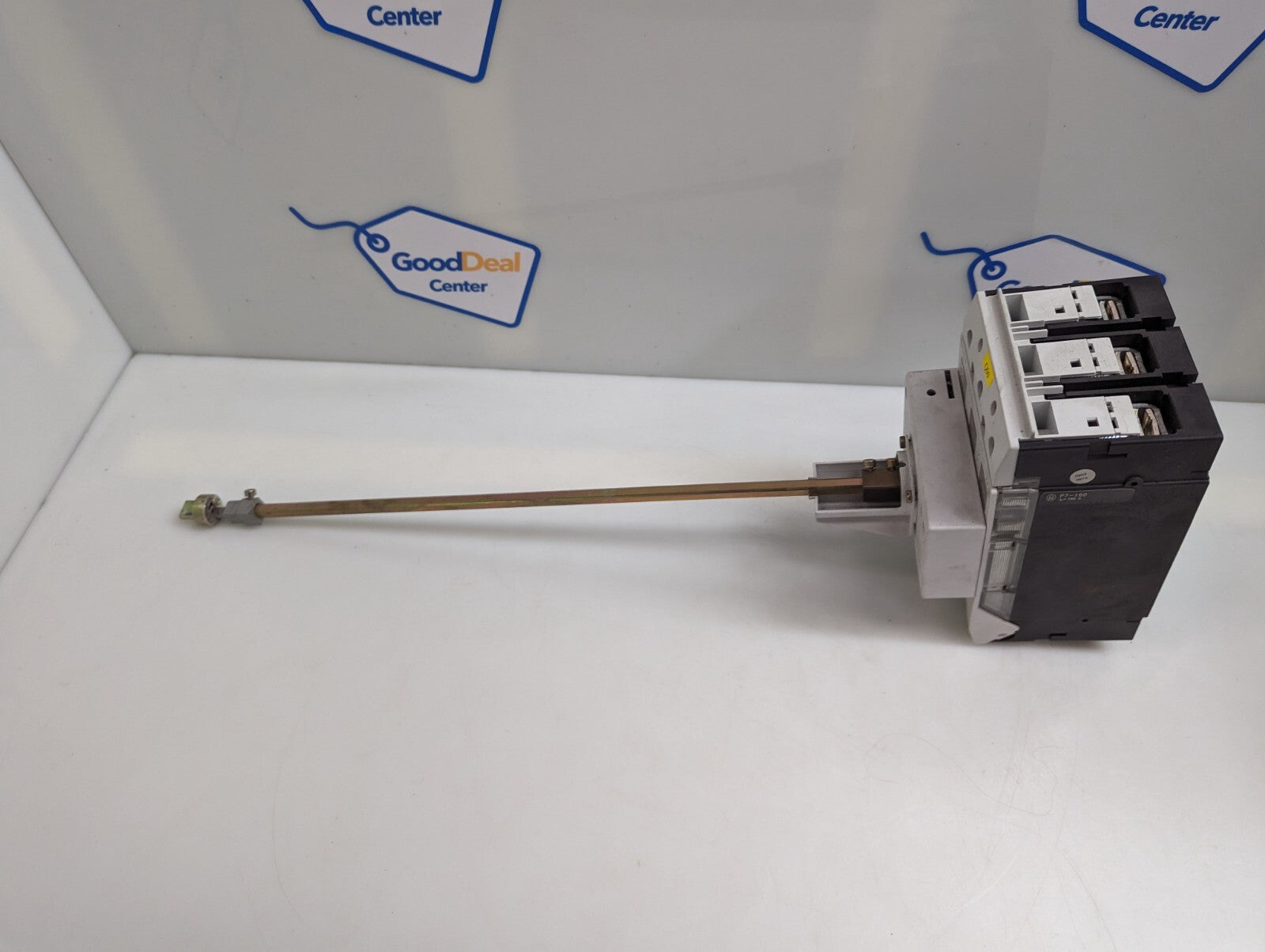 Moeller P7-160 circuit breaker with rotary drive