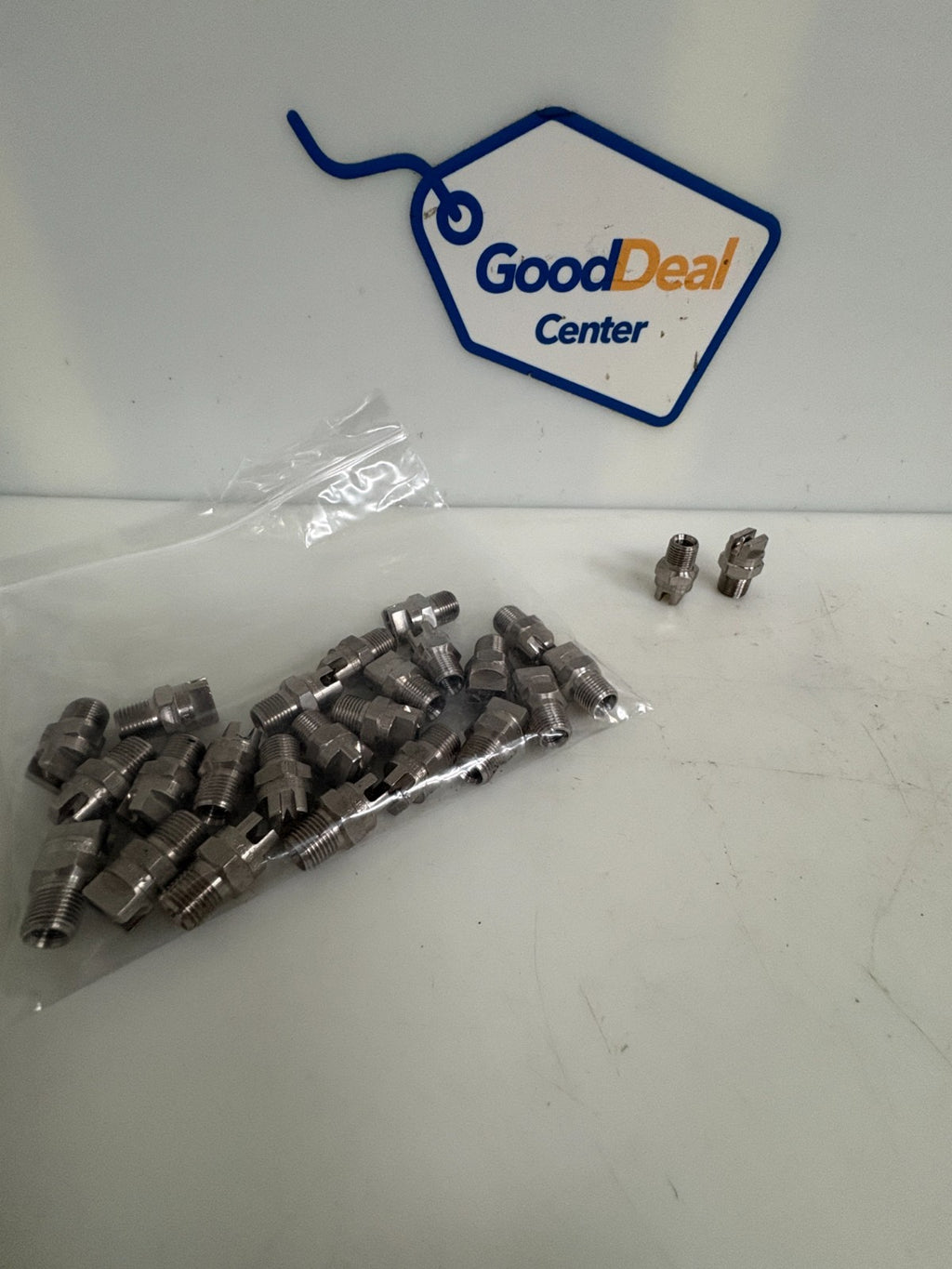 LOT OF 25 SPRAYING SYSTEMS S.STEEL 1/8 H18VV316SS8008 VEE JET SPRAY NOZZLE