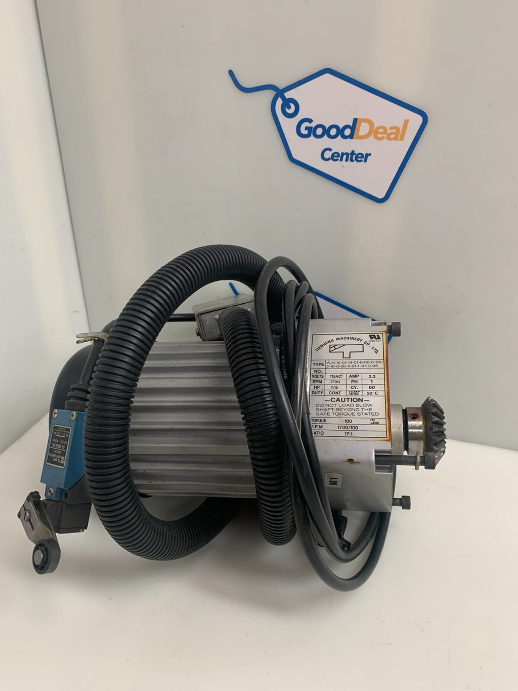 TIENHENG  Servo Motor YLH-10-01-14-01-0-00-0-00-2-18-0-00-3-10-1-01-2-05
