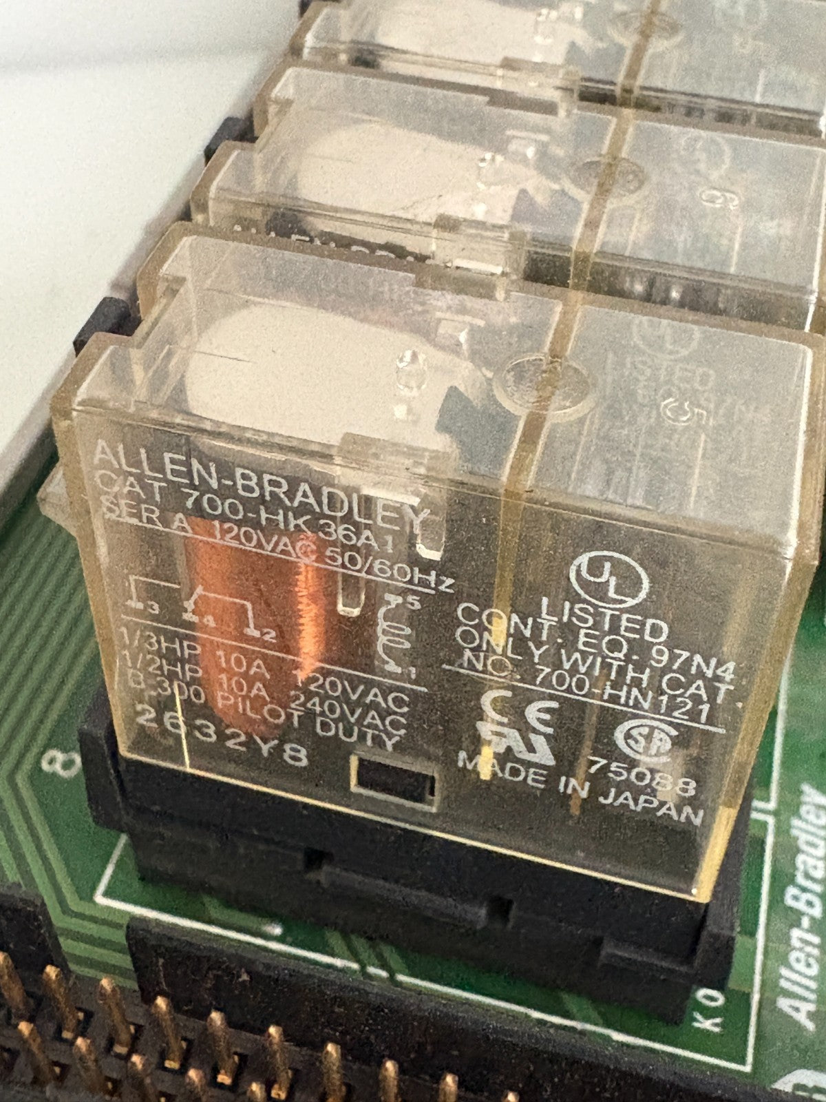 ALLEN BRADLEY RELAY MASTER MODULE 1492-XIM120-BR A2