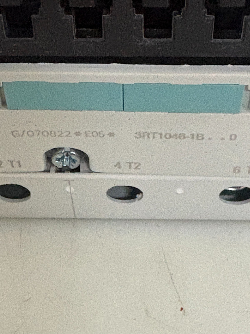 SIEMENS CONTACTOR 3RT1046-1BB40 2