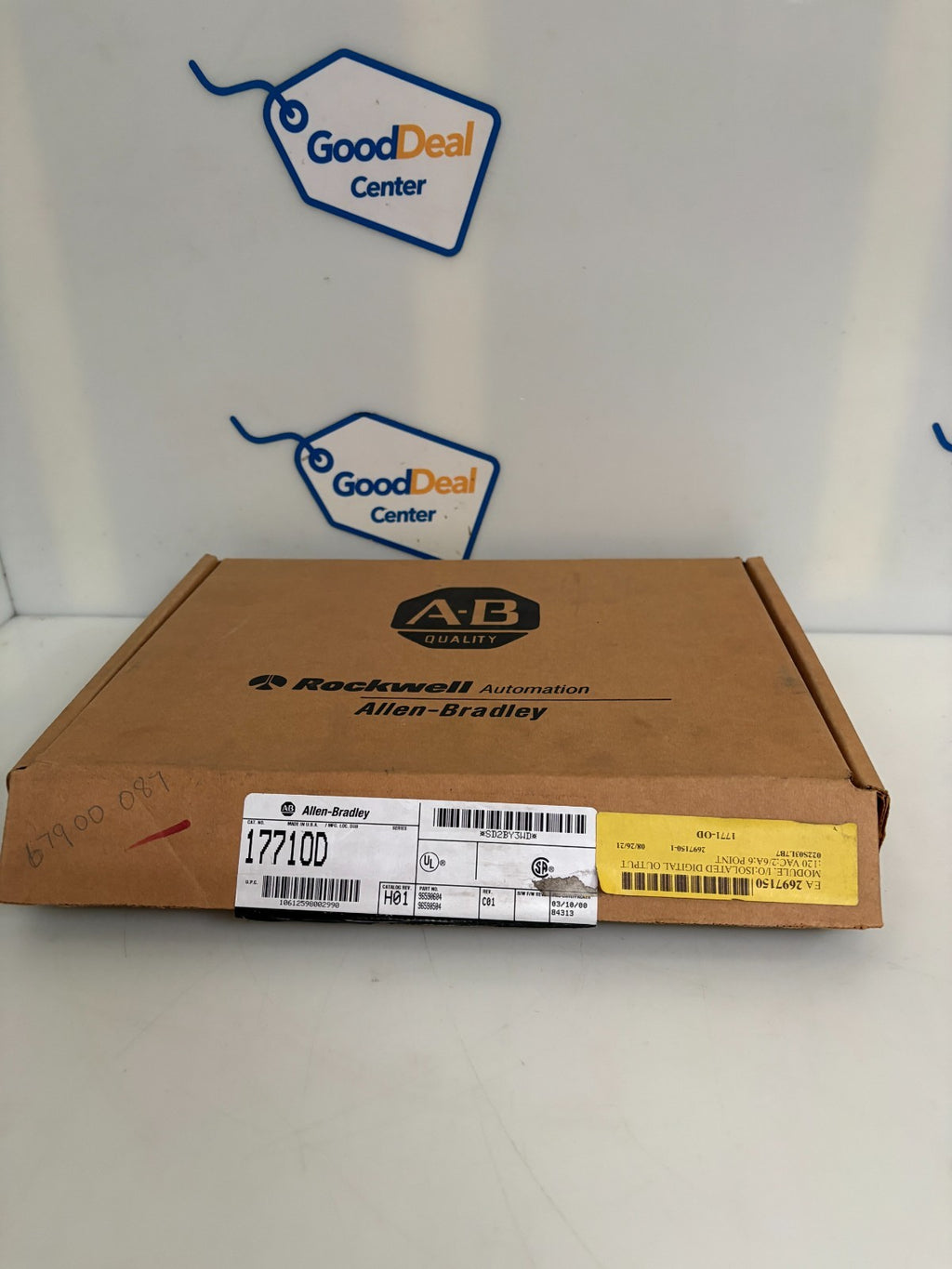 ALLEN BRADLEY ISOLATED DIGITAL OUTPUT MODULE 17710D 0