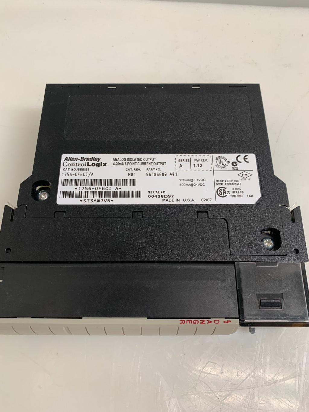 ALLEN BRADLEY / Logix   1756-OF6CI/A  PLC Analog Module  M012