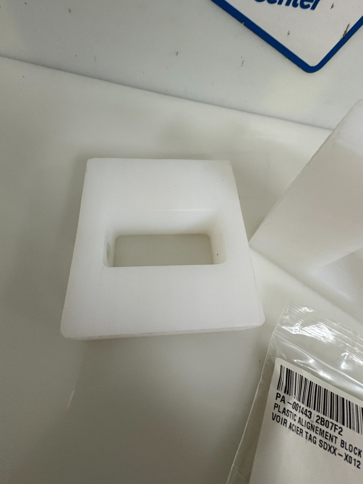 LOT OF 2 PLASTIC ALIGNMENT BLOCK FOR 23K LOADER SDXX-X012