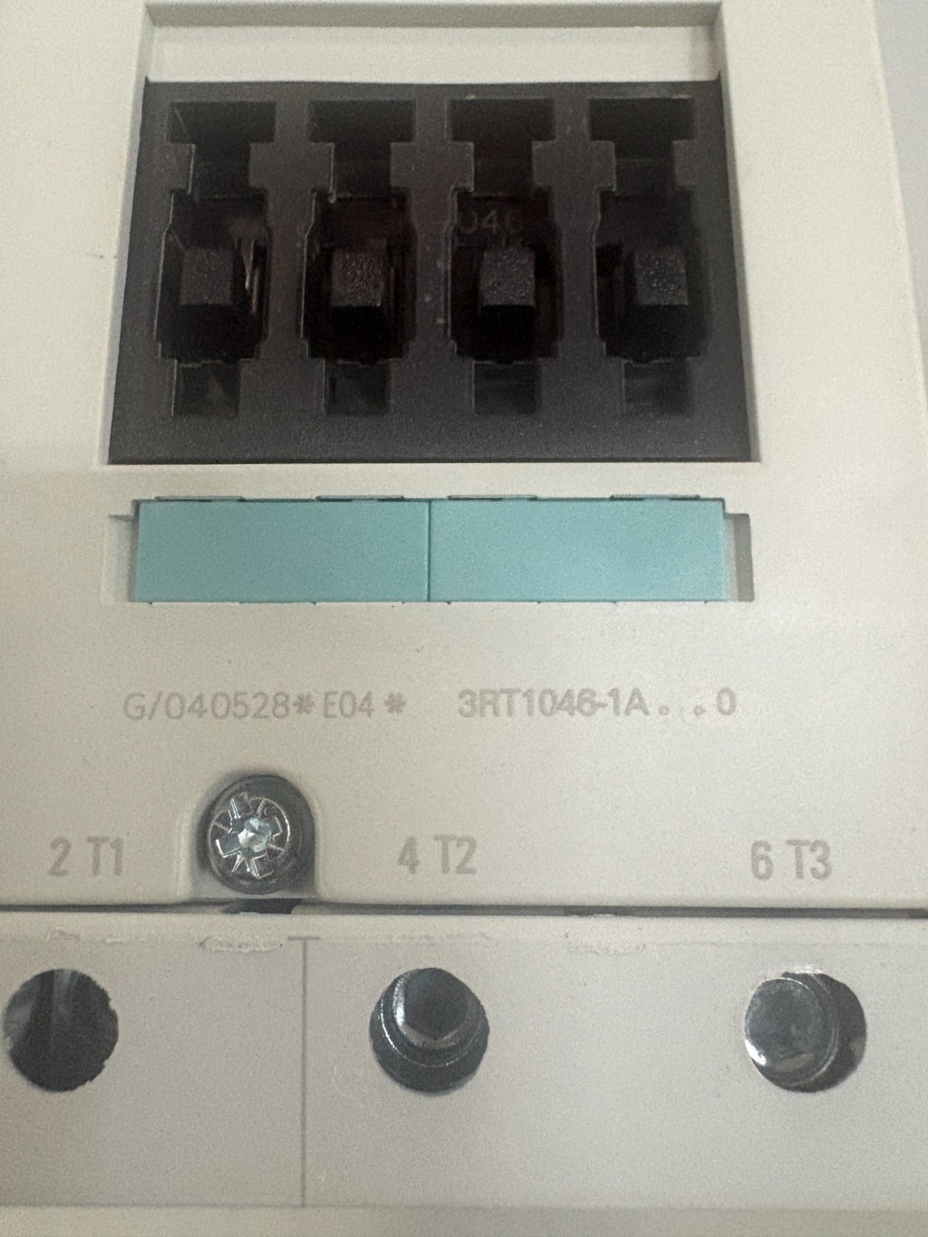 SIEMENS SIRIUS 3PH CONTACTOR 3RT1046-1AK602