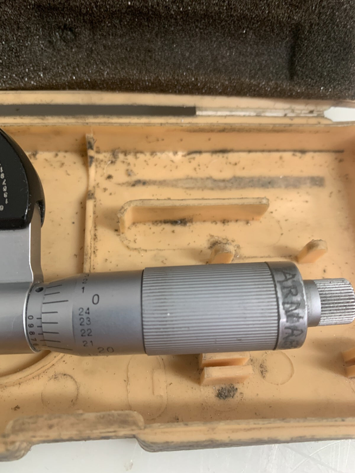 MITUTOYO   OD Micrometer   102-124  (Missing adjustment handle)4