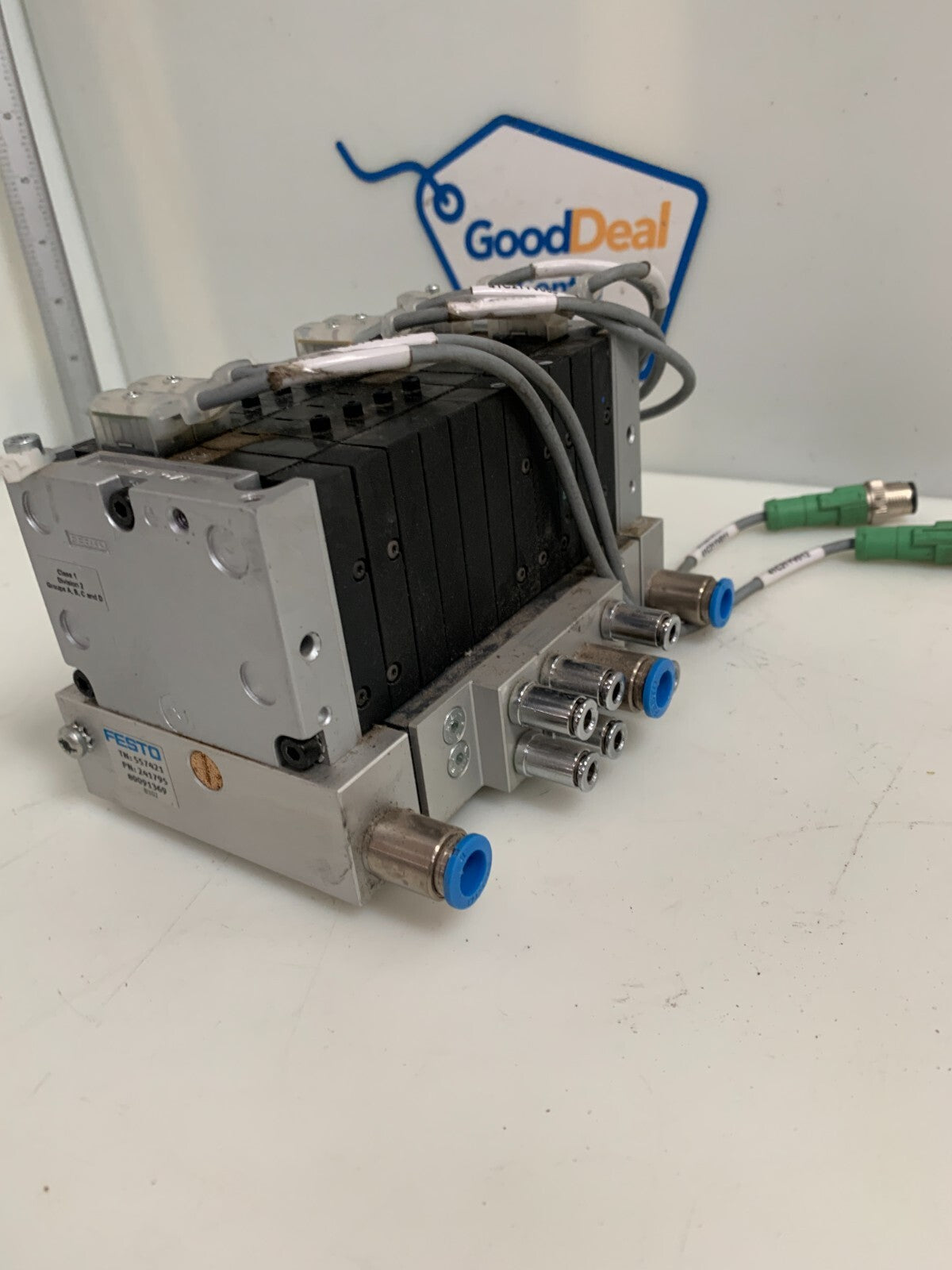 FESTO PNEUMATIC MANIFOLD W/6 CONNECTOR CABLE3
