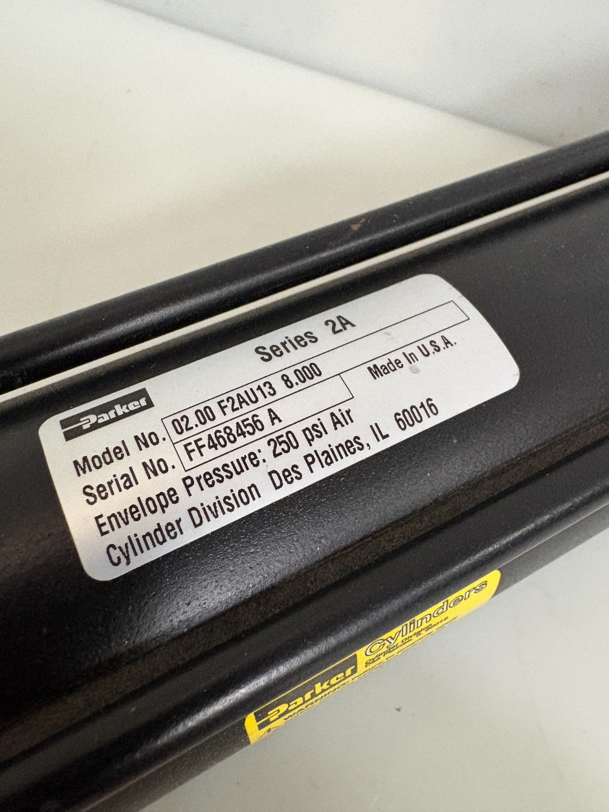 PARKER 250 PSI PNEUMATIC CYLINDER 02.00 F2AU13 8.0002