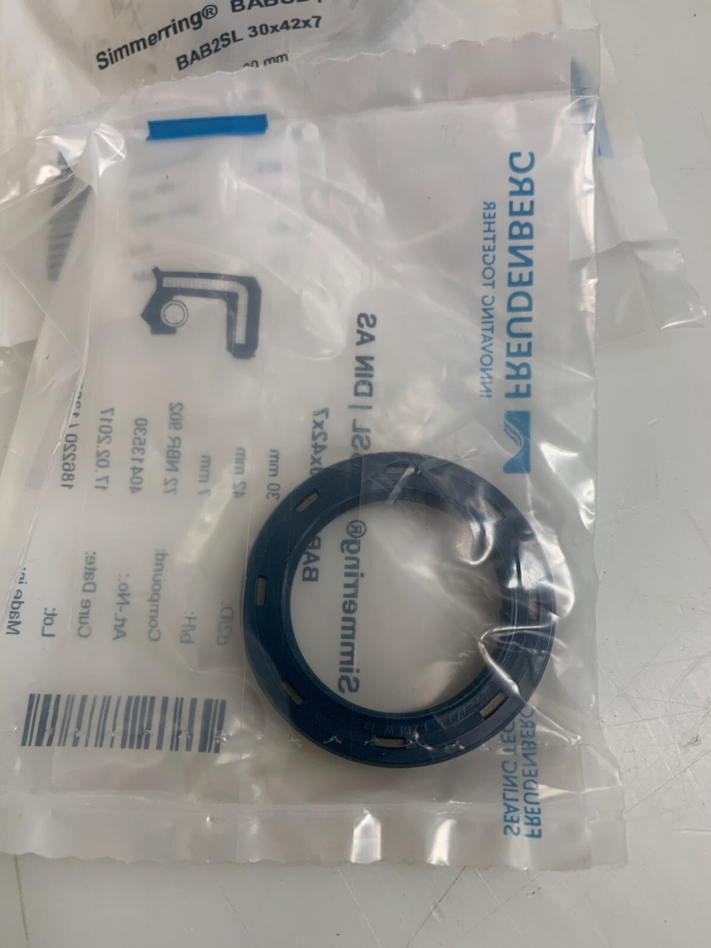 Lot of 3 Freudenberg Metric Oil Seal Blue 30x42x7 BAB2SL 40413530