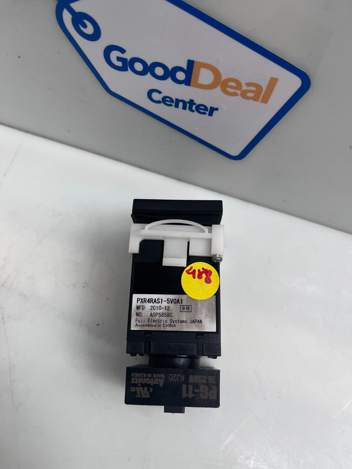 Fuji Electric PXR4RAS1-5V0A1 Temperature Controller