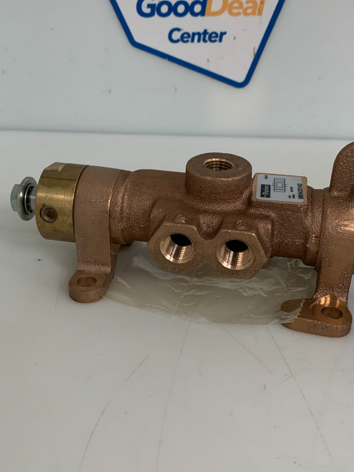 PARKER MANUAL VALVE 1/4" 4 WAY MO 5425143