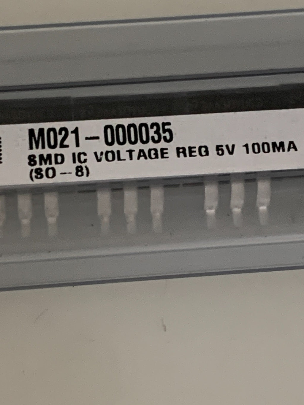 LOT OF 74 TEXAS INSTRUMENTS SEMI CONDUCTOR #LM340S-5.0/NOPB