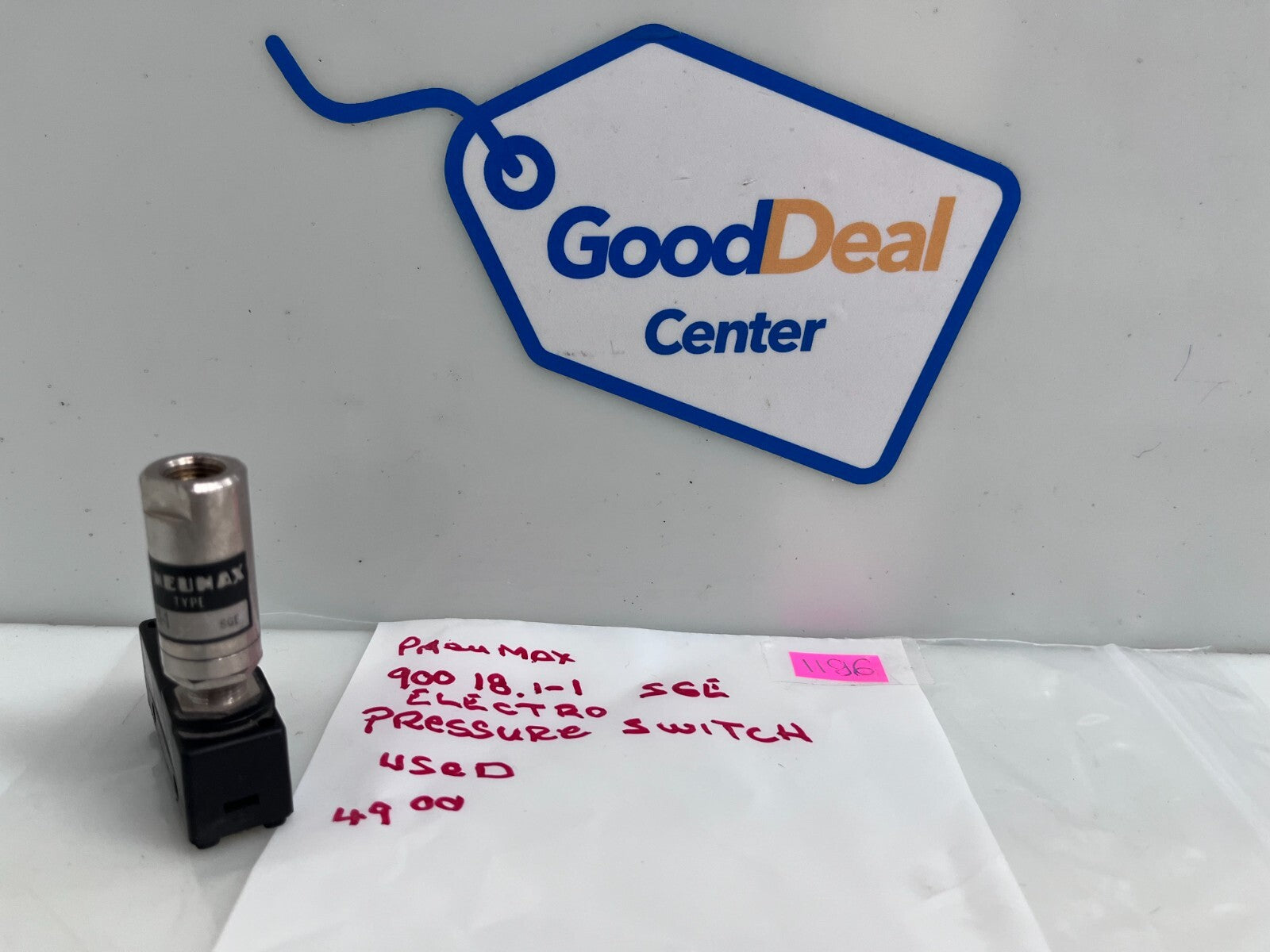 PNEUMAX PNEUMAX 900.18.1-1 / 9001811 Pressure Switch