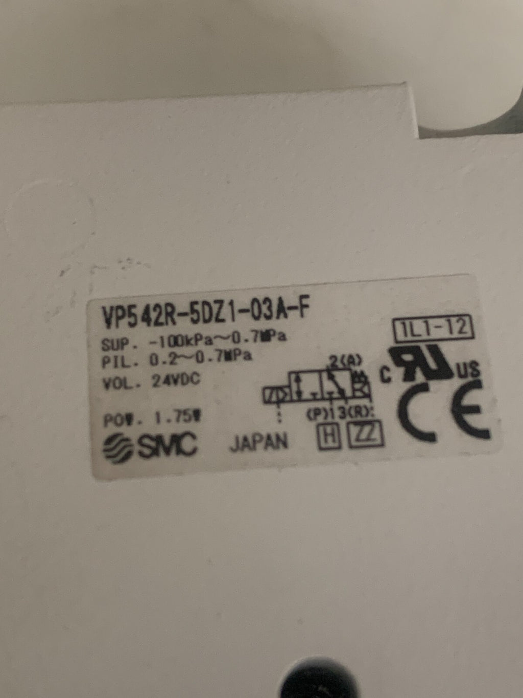SMC SOLENOID VALVE VP542R-5DZ1-03A-F1