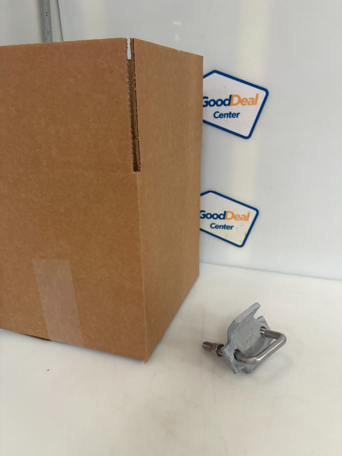 LOT OF 18 ABB THOMAS & BETTS STEEL BEAM CLAMP U501 HDG0
