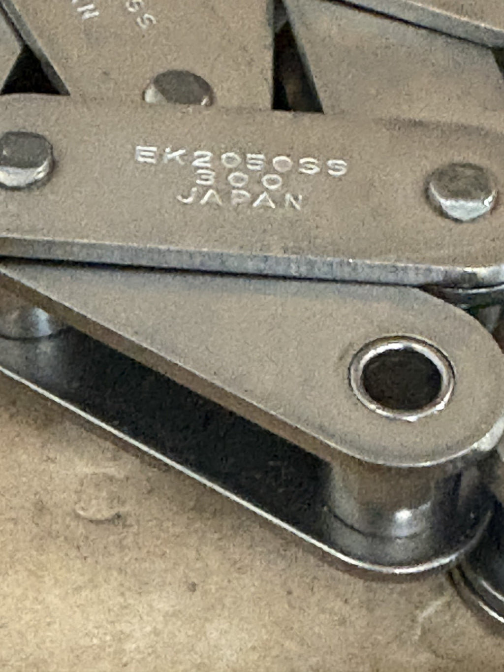 ENUMA CHAIN ROLLER CHAIN EK2050 EKC 2050 SUS 96 L