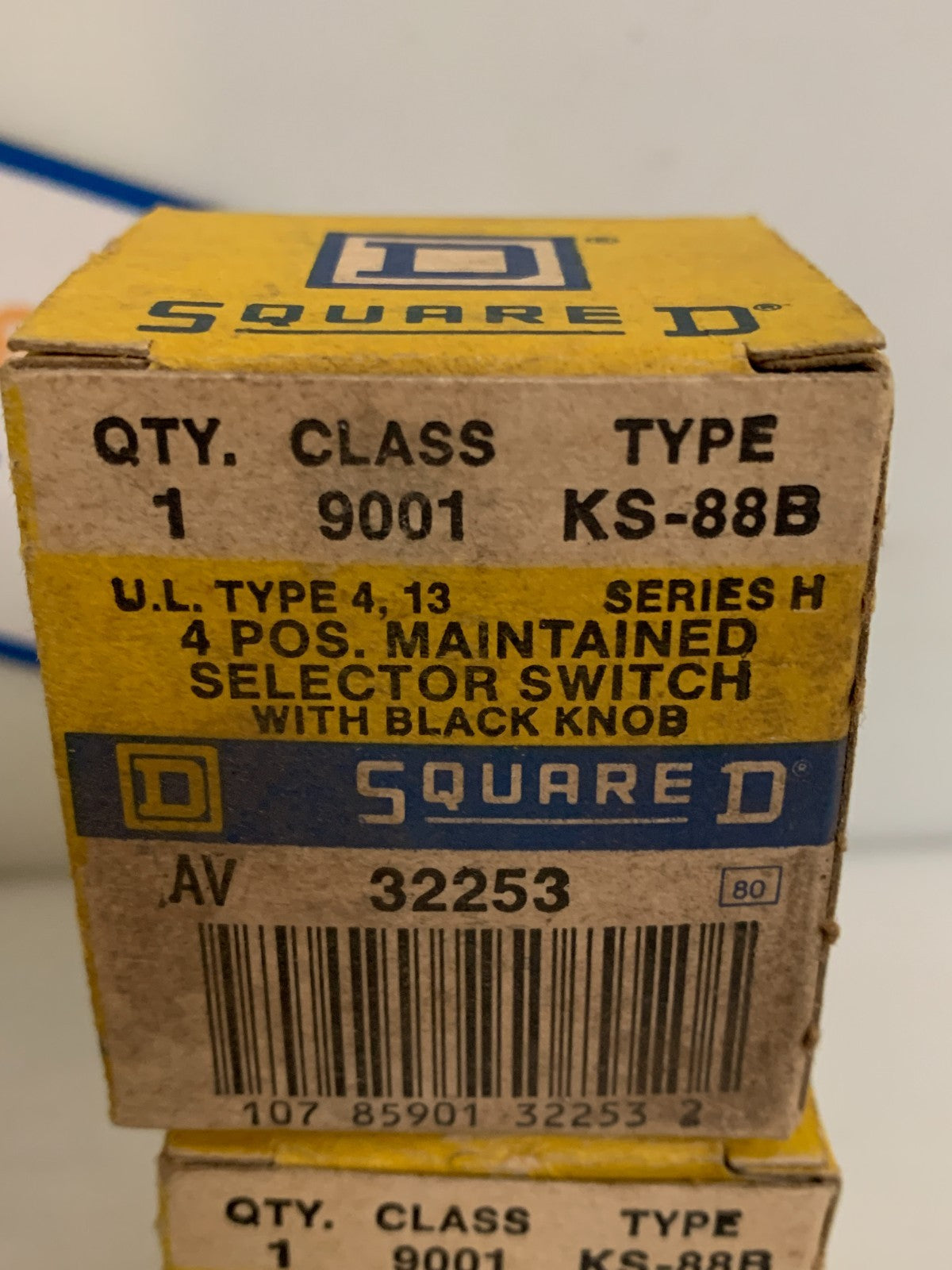 LOT OF 4 SQUARE D KS-88B 4 POS MAINTAINED SELECT OR SWITCH2