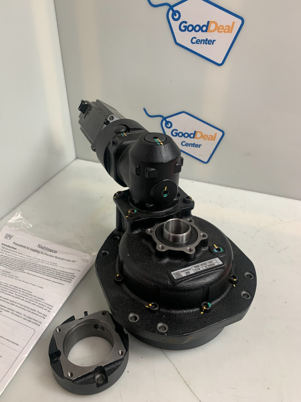 NABTESCO / VIGODRIVE  RDR-010C-243 Reduction Gear w/YASKAWA SGM730