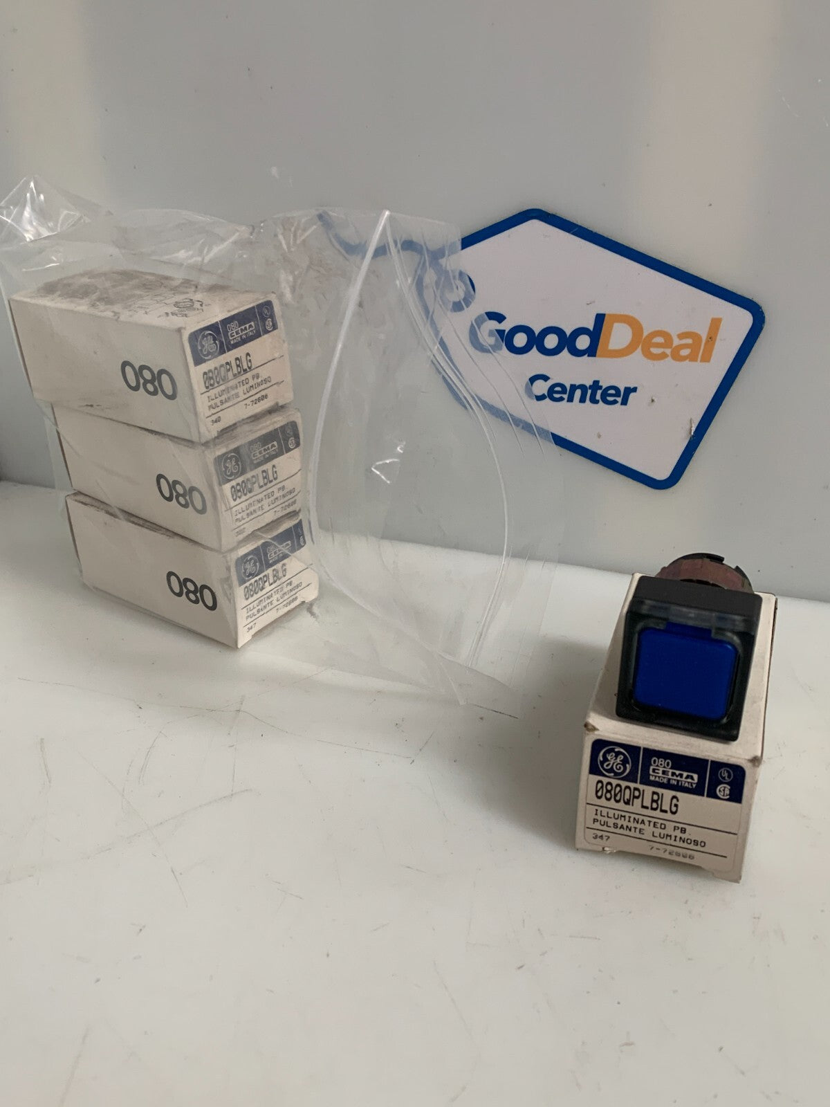 LOT OF 4 GE CEMA 080QPLBLG CONTACT BLOCK0