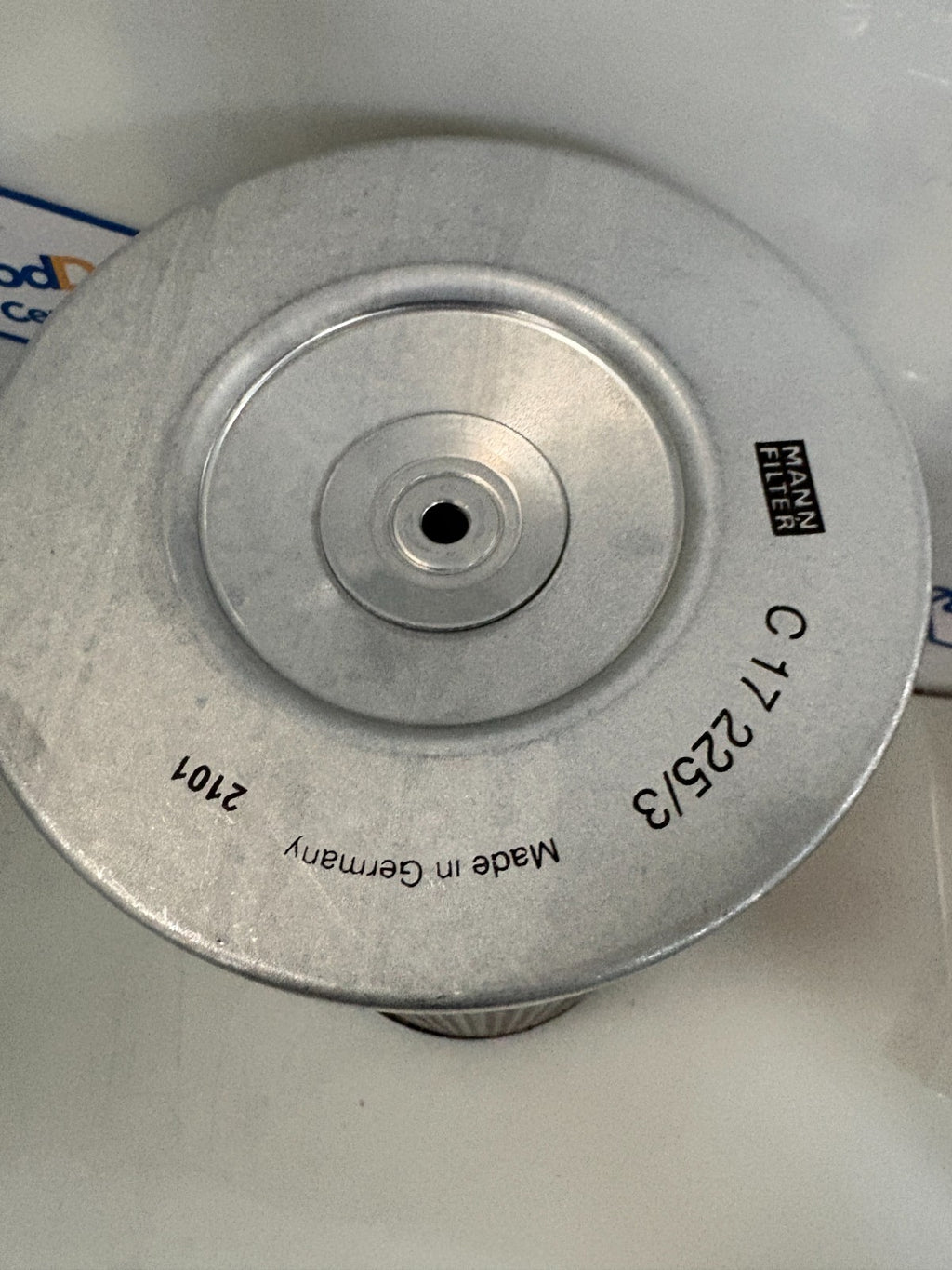 MANN FILTER AIR FILTER C 17 225/31