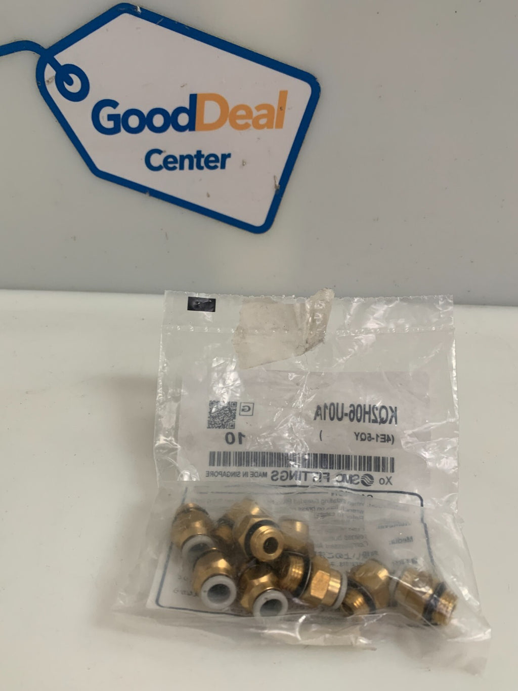 New Bag of 9 SMC One Touch Brass Male Connector KQ2H06-U01A0