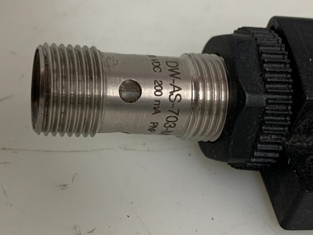 Mix lot of 2 Contrinex Proximity Sensor DW-703-M12 & DW-701-M12 w/holder