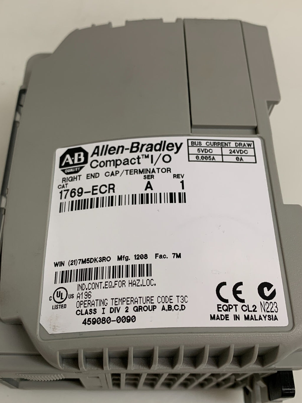 ALLEN BRADLEY   Relay Output Module  1769-0W16  w/Terminator  1769-ECR3