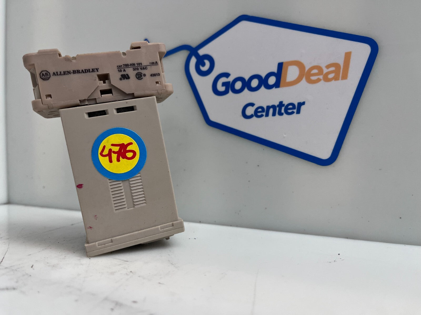 Omron H3CA-A Timer with Allen-Bradley 700-HN101 Series A Relay Base2
